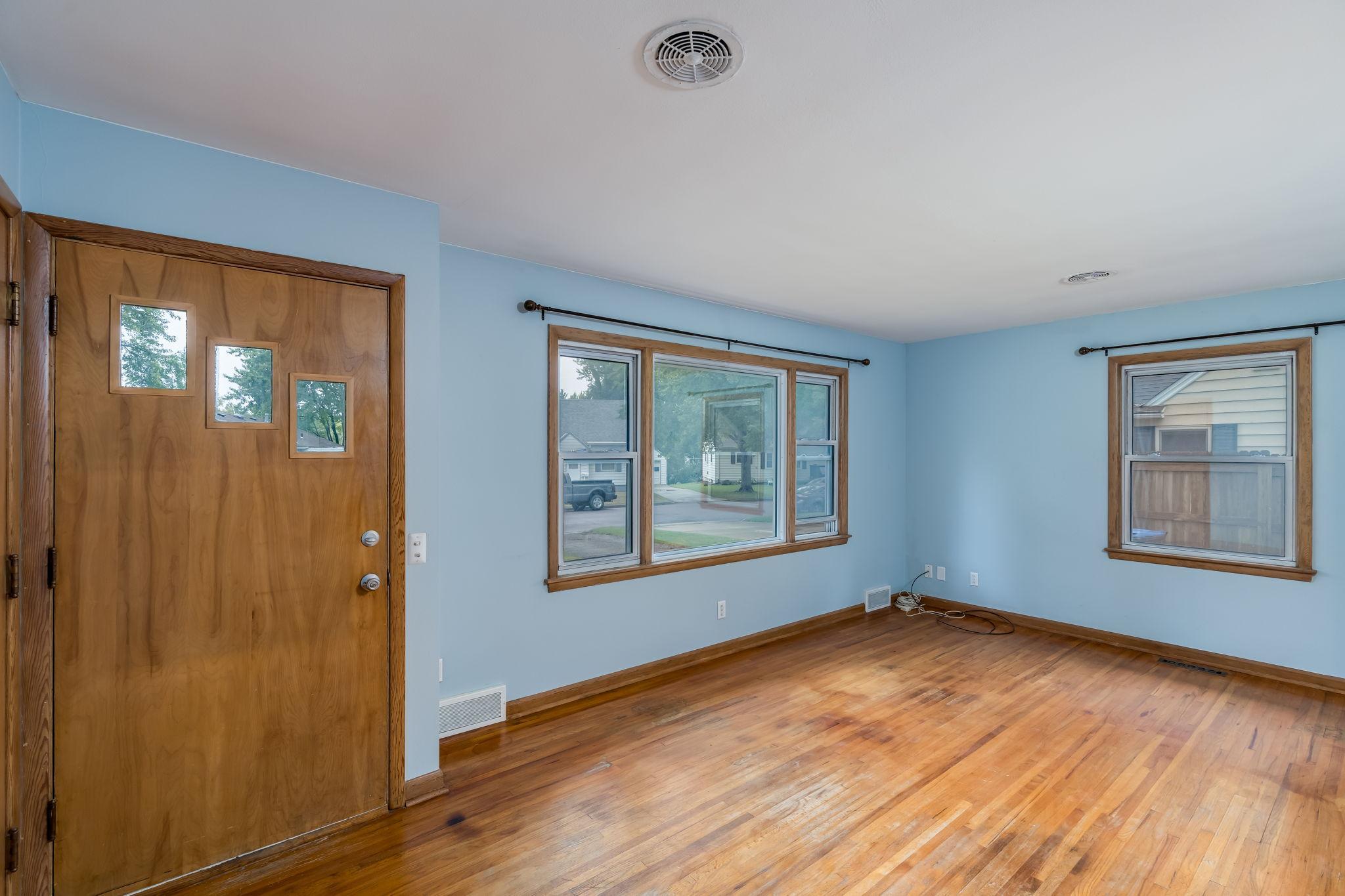 13 Southview Drive Property Photo 3