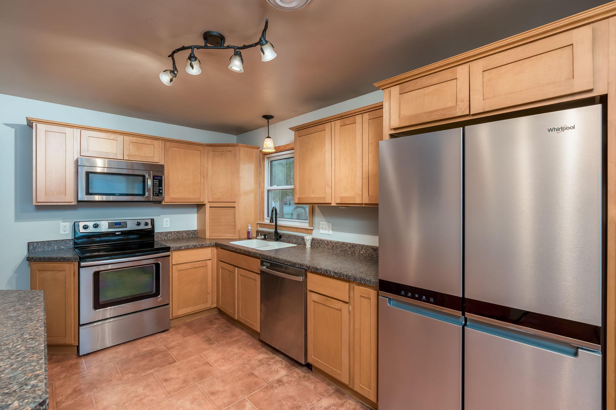 13 Southview Drive Property Photo 8