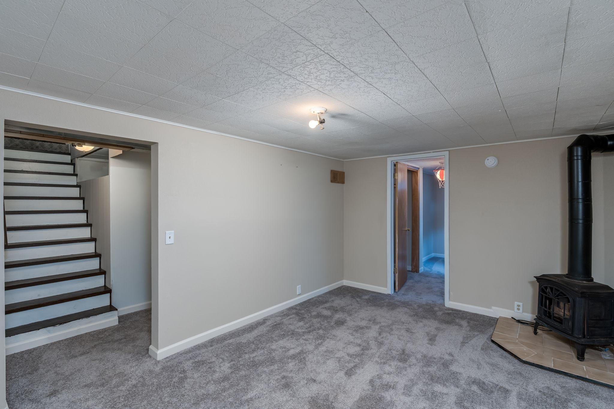 13 Southview Drive Property Photo 18