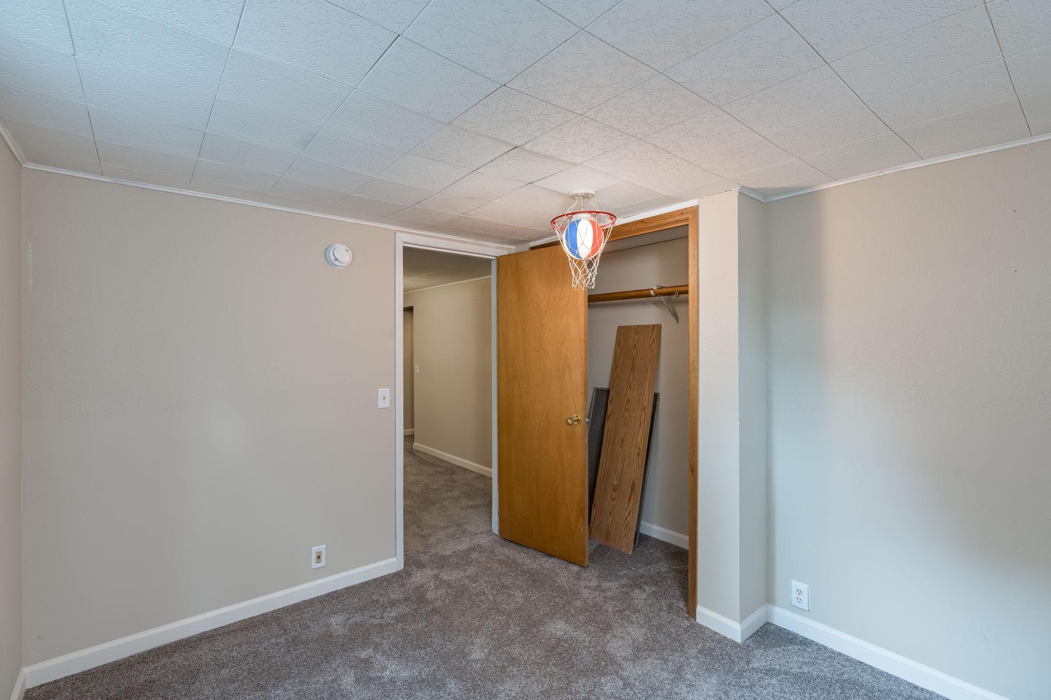 13 Southview Drive Property Photo 21
