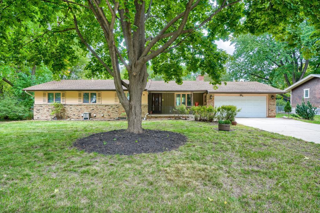 6525 Sherwood Avenue Property Photo 3