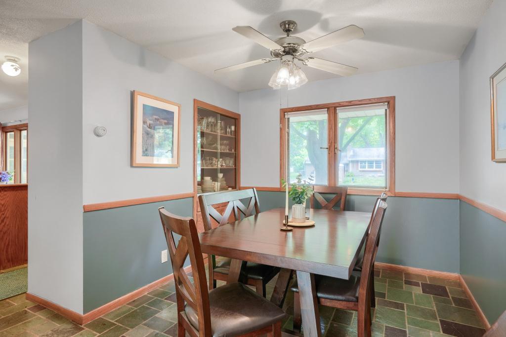 6525 Sherwood Avenue Property Photo 11