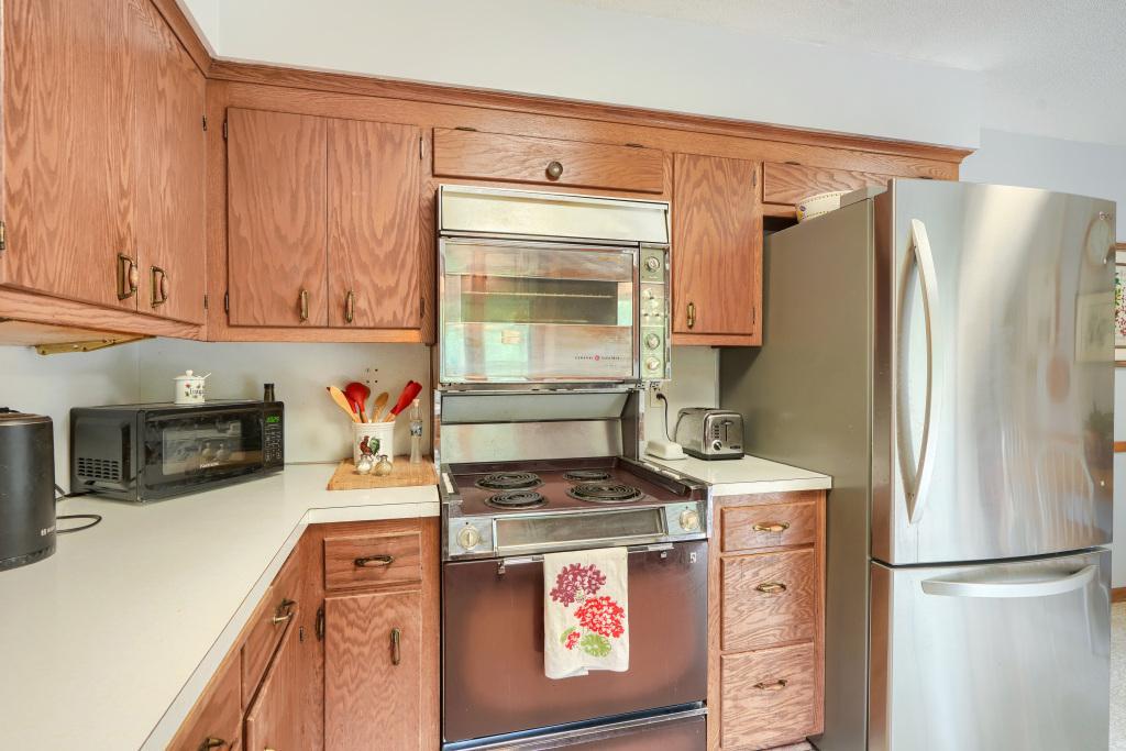 6525 Sherwood Avenue Property Photo 16