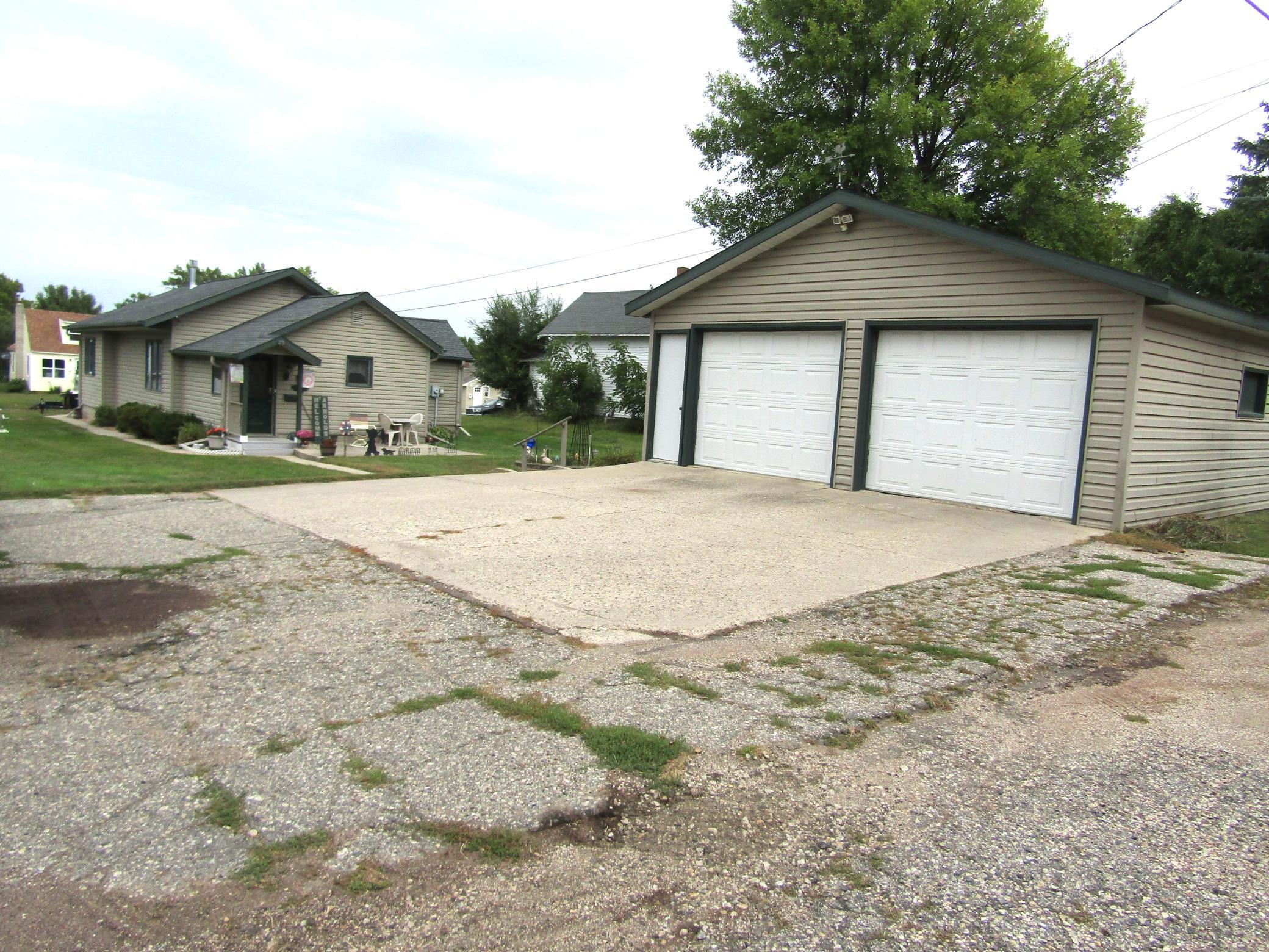 236 E Sorenson Avenue Property Photo 19