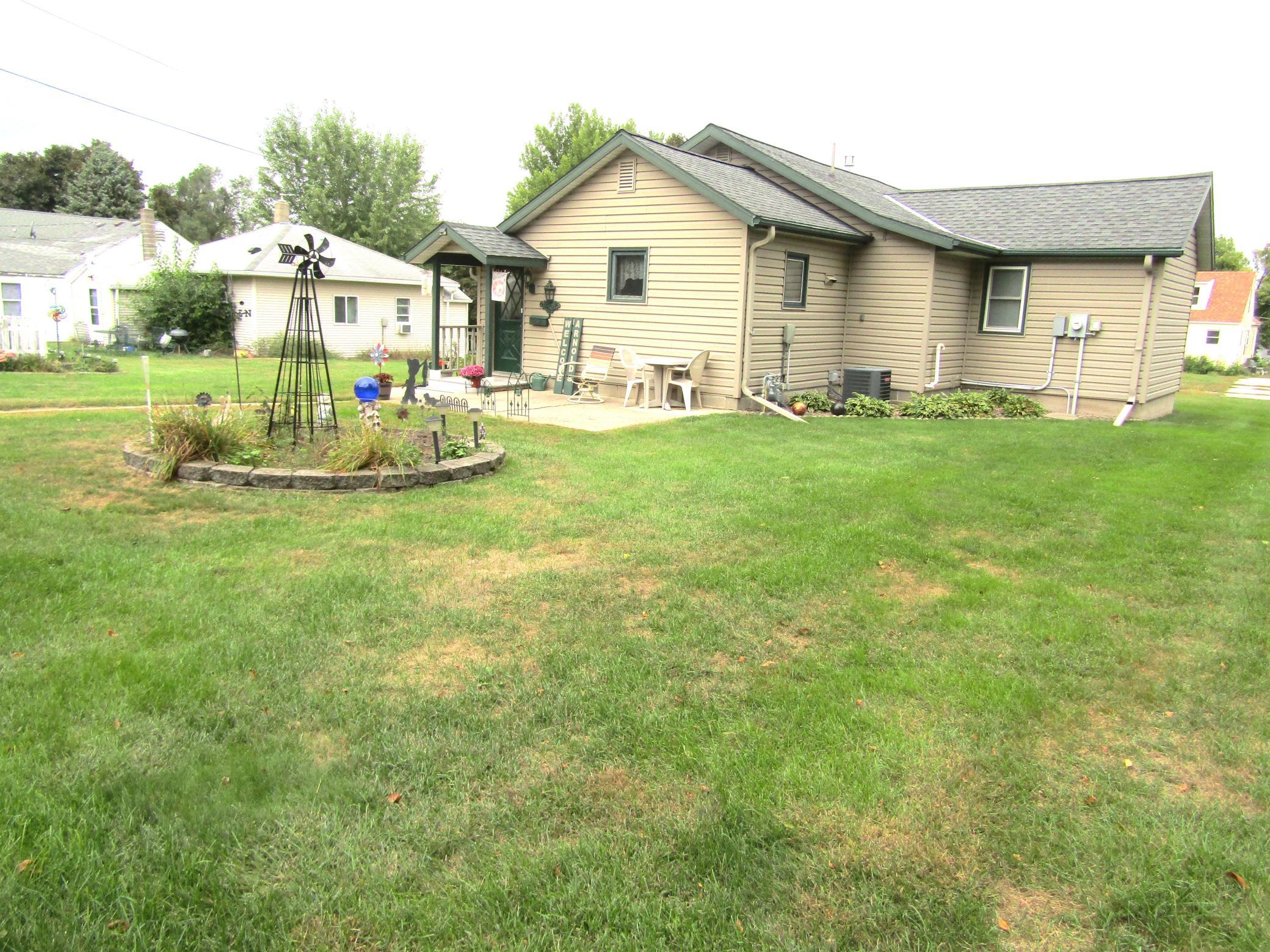 236 E Sorenson Avenue Property Photo 21