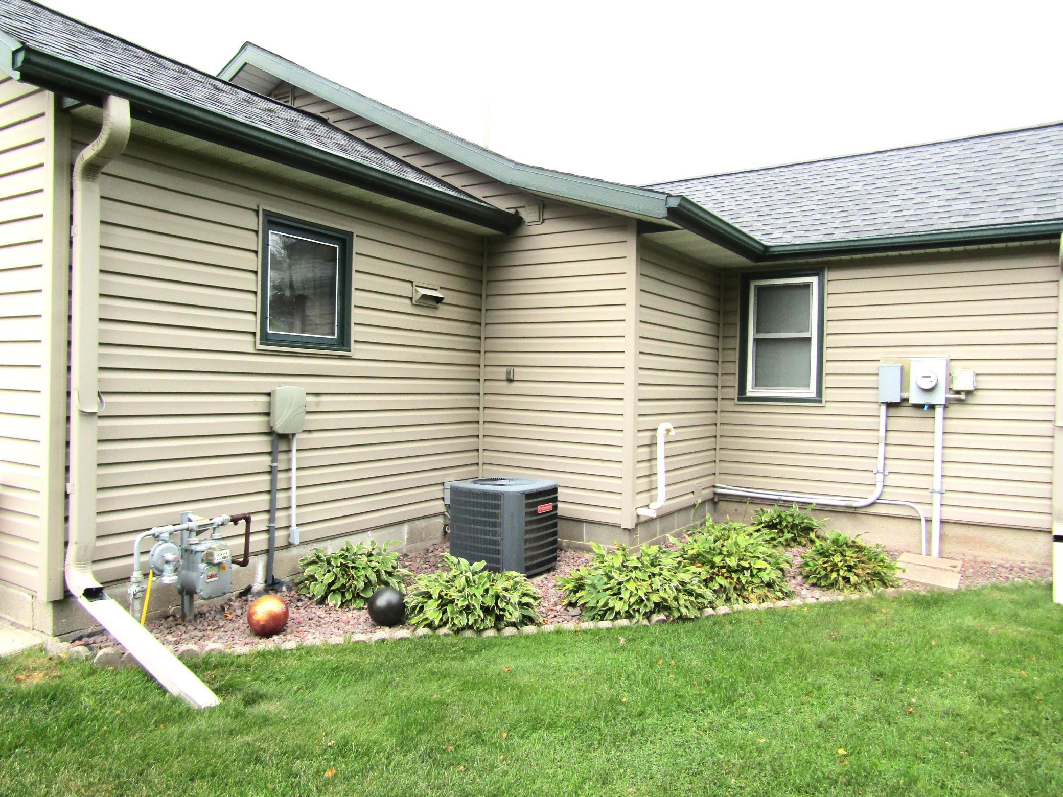 236 E Sorenson Avenue Property Photo 23