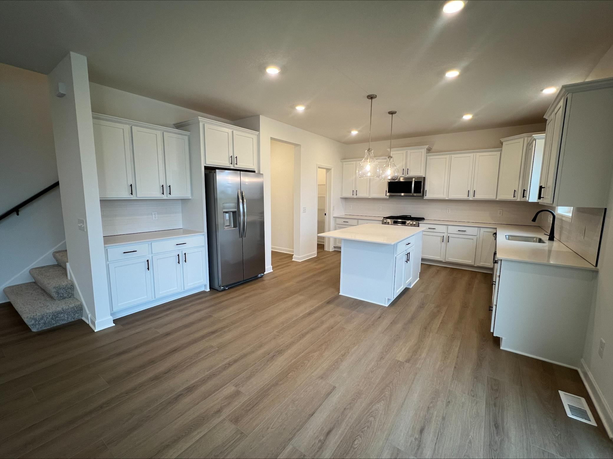 7460 Lotus Lane Property Photo 7