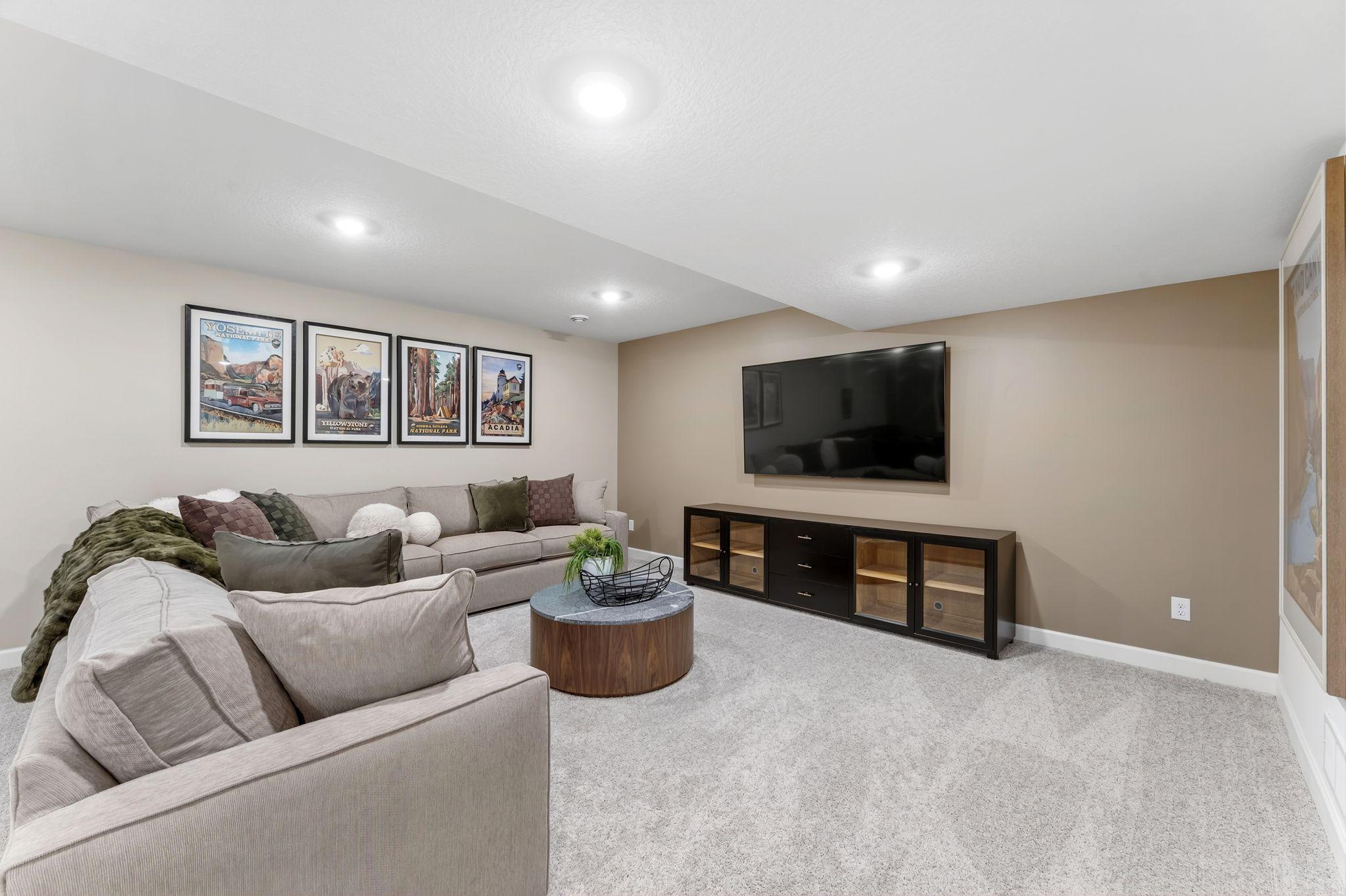 7460 Lotus Lane Property Photo 41