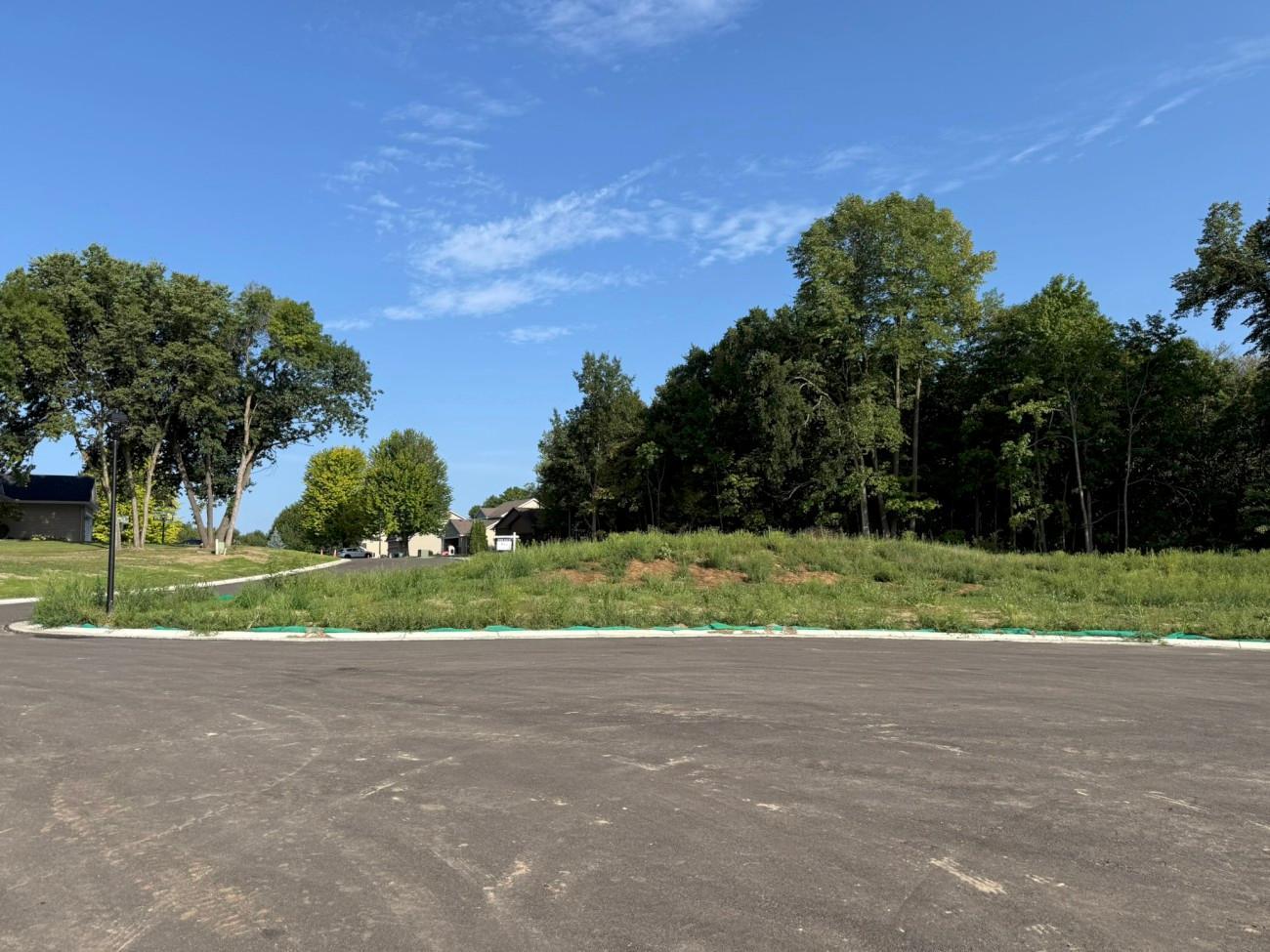 10492 Kalland Lane NE Property Photo 1