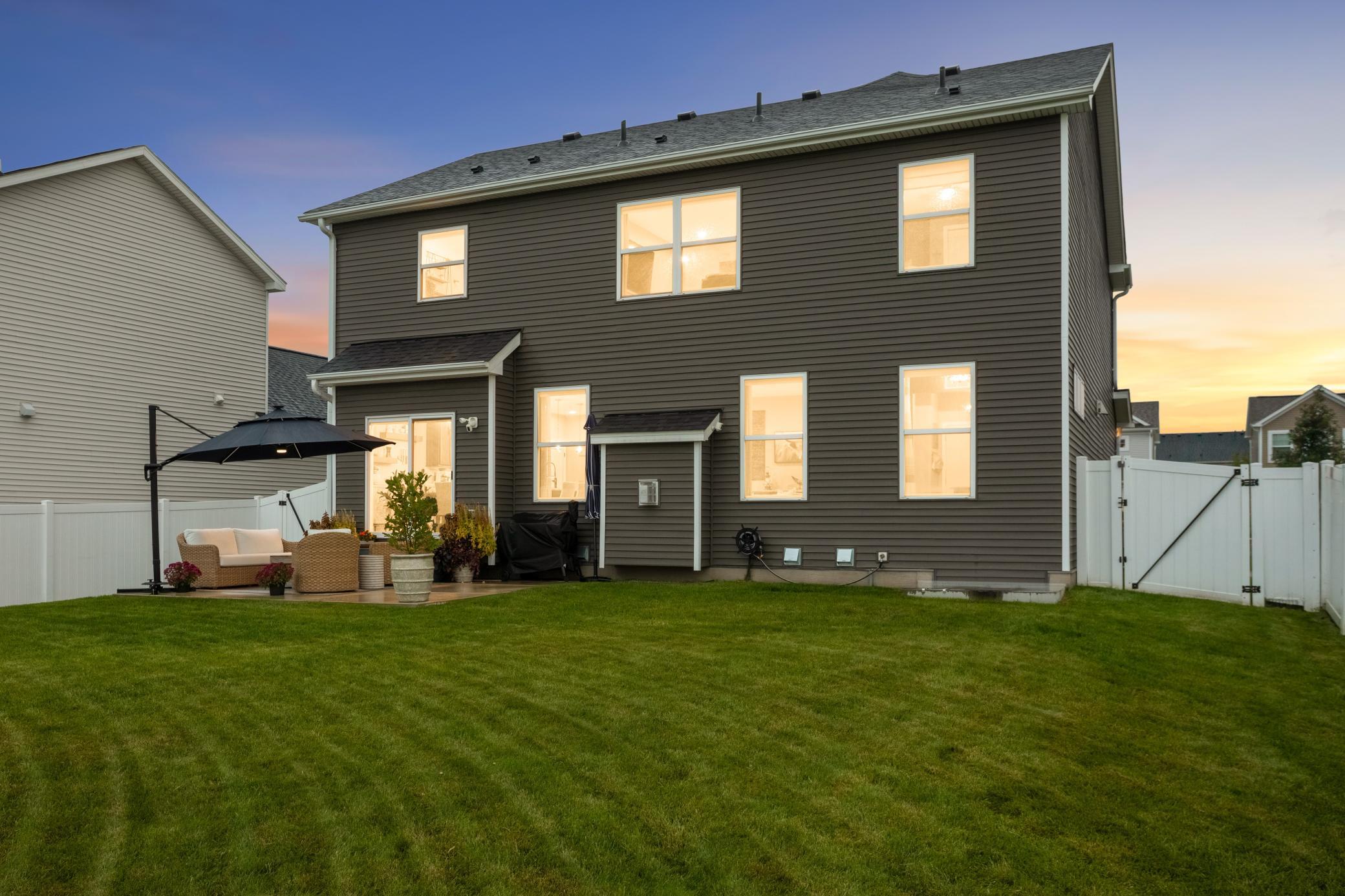 18172 Glanshaw Avenue Property Photo 4