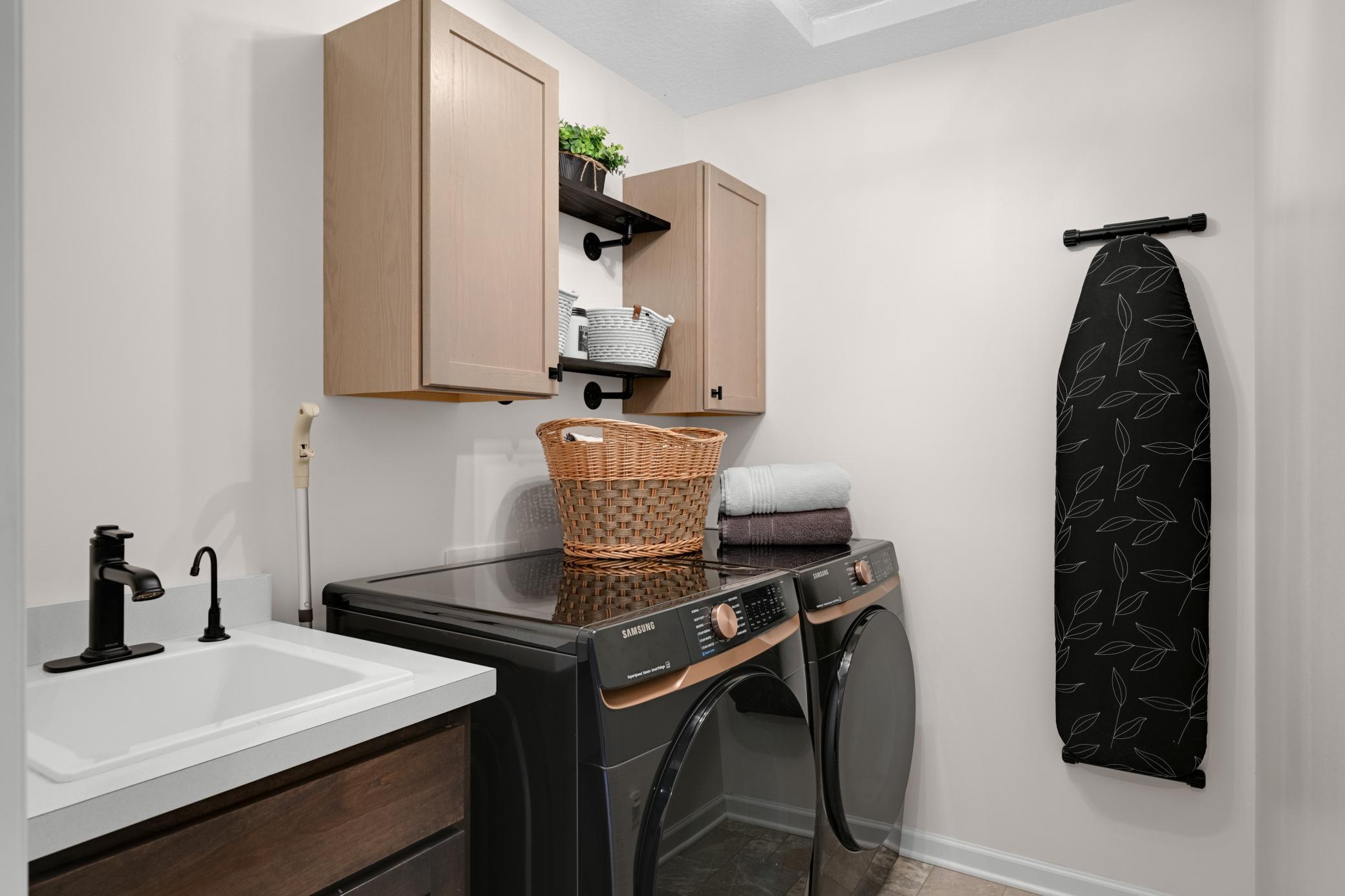 18172 Glanshaw Avenue Property Photo 37