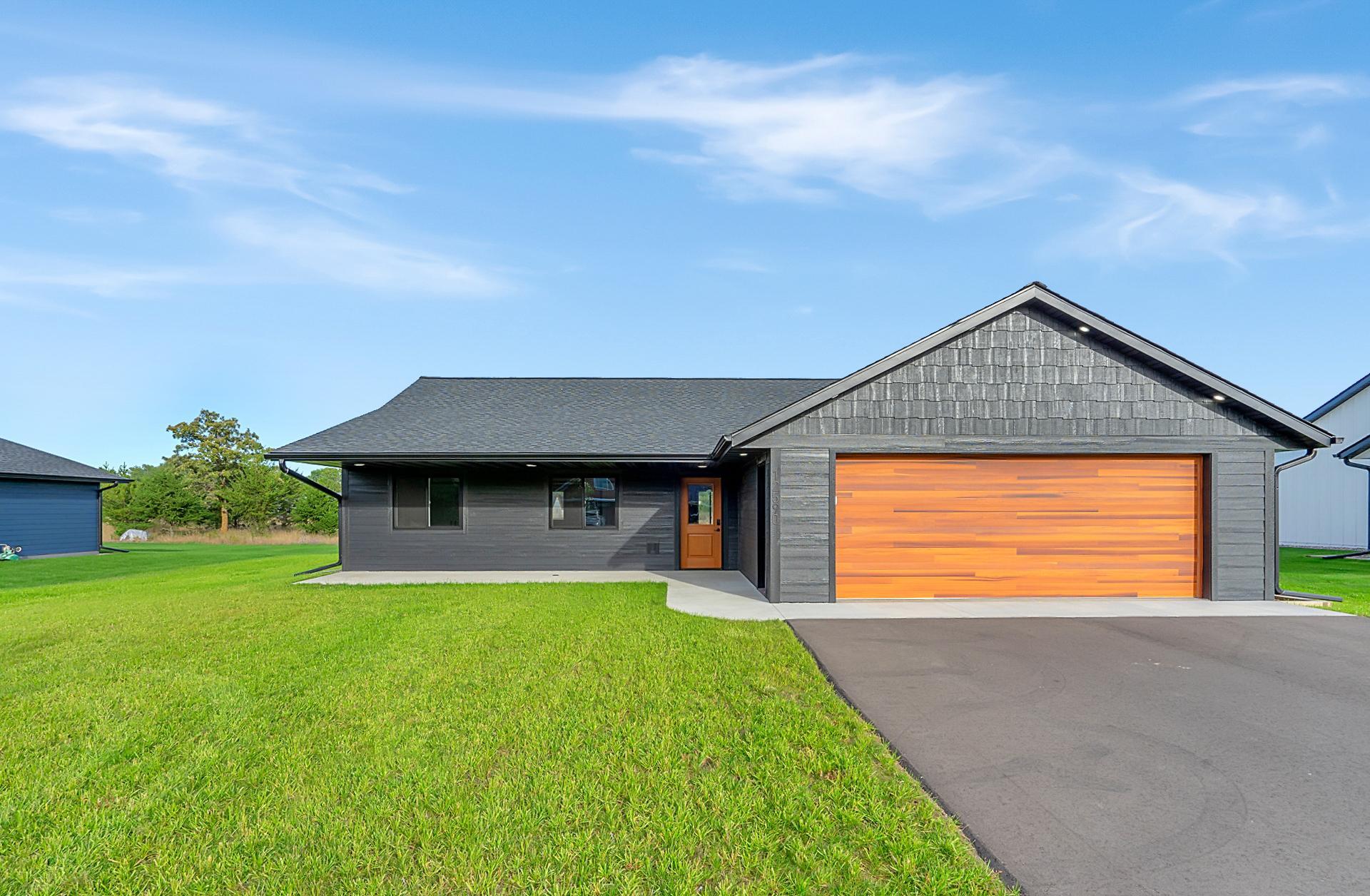 12590 Second Street Property Photo 1