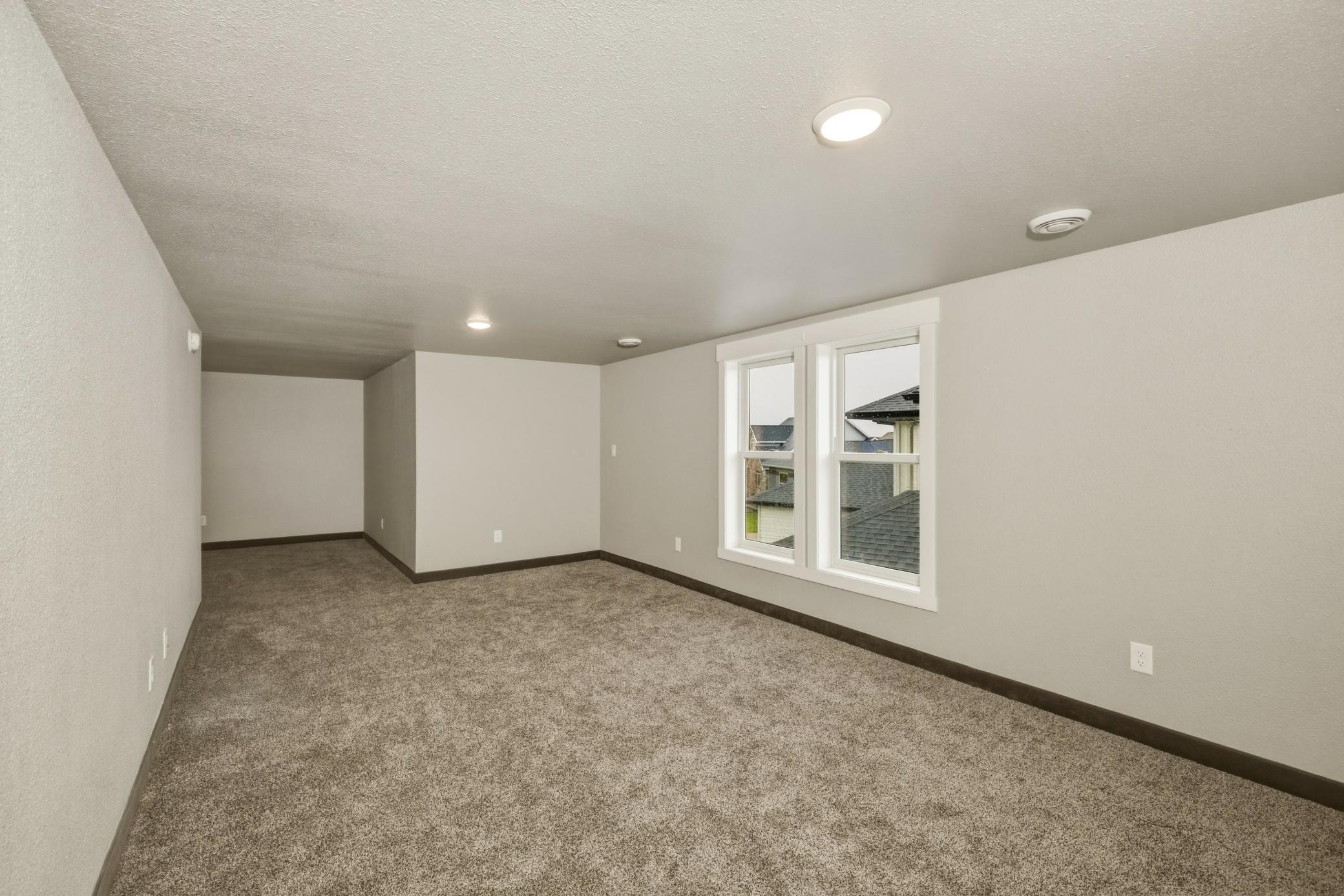 3716 6th Street E Property Photo 40
