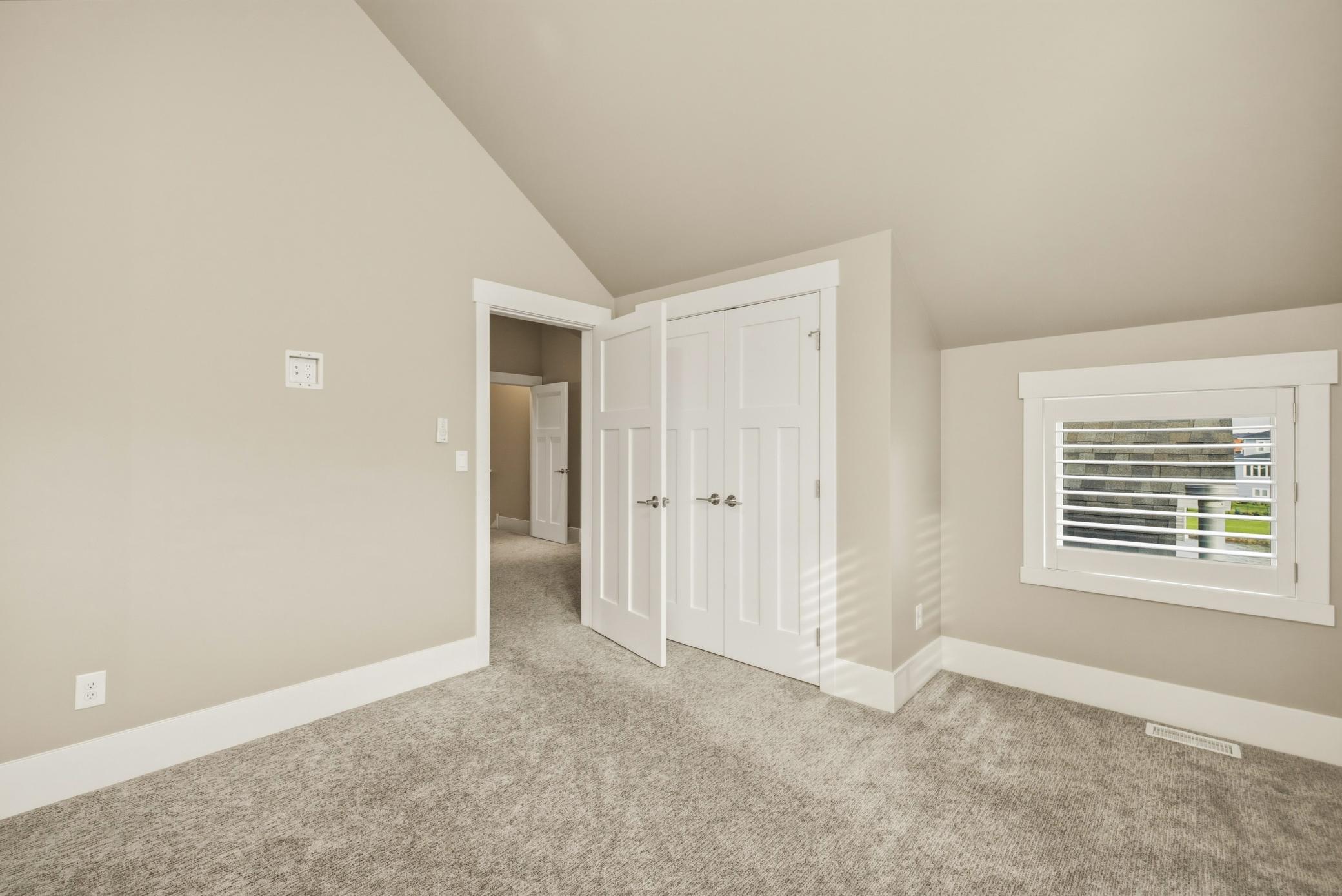 3716 6th Street E Property Photo 44