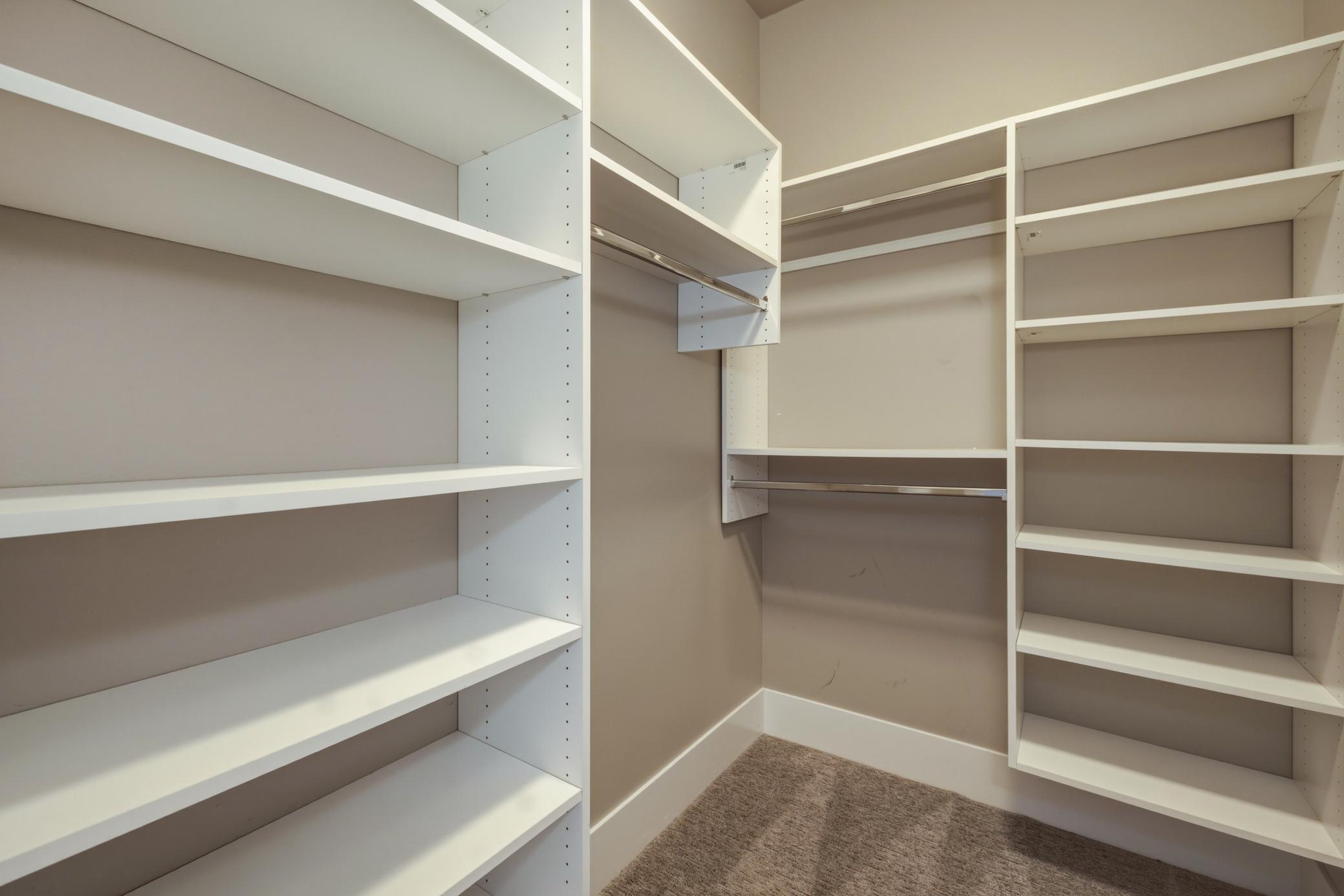 3716 6th Street E Property Photo 59