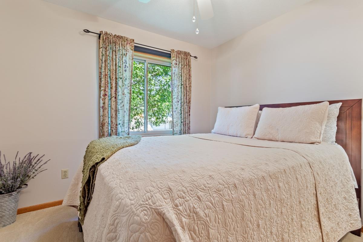 12041 Robin Road Property Photo 16