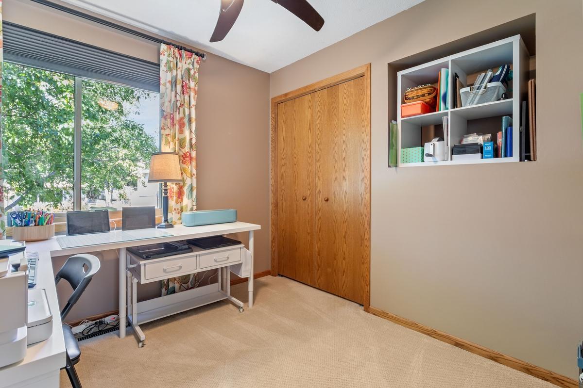 12041 Robin Road Property Photo 17
