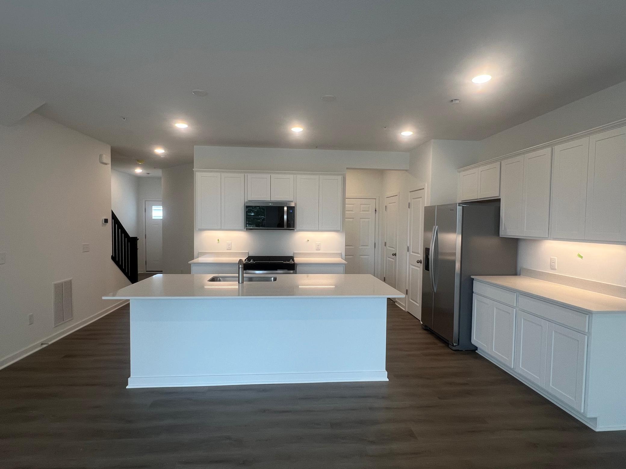 22136 Harvest Avenue Property Photo 6