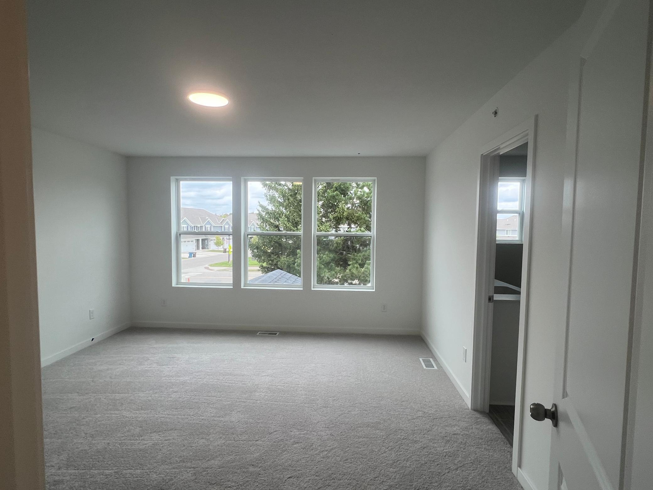 22136 Harvest Avenue Property Photo 11