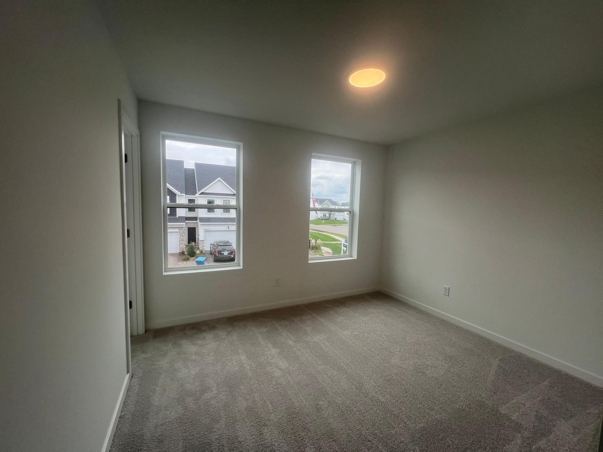22136 Harvest Avenue Property Photo 18