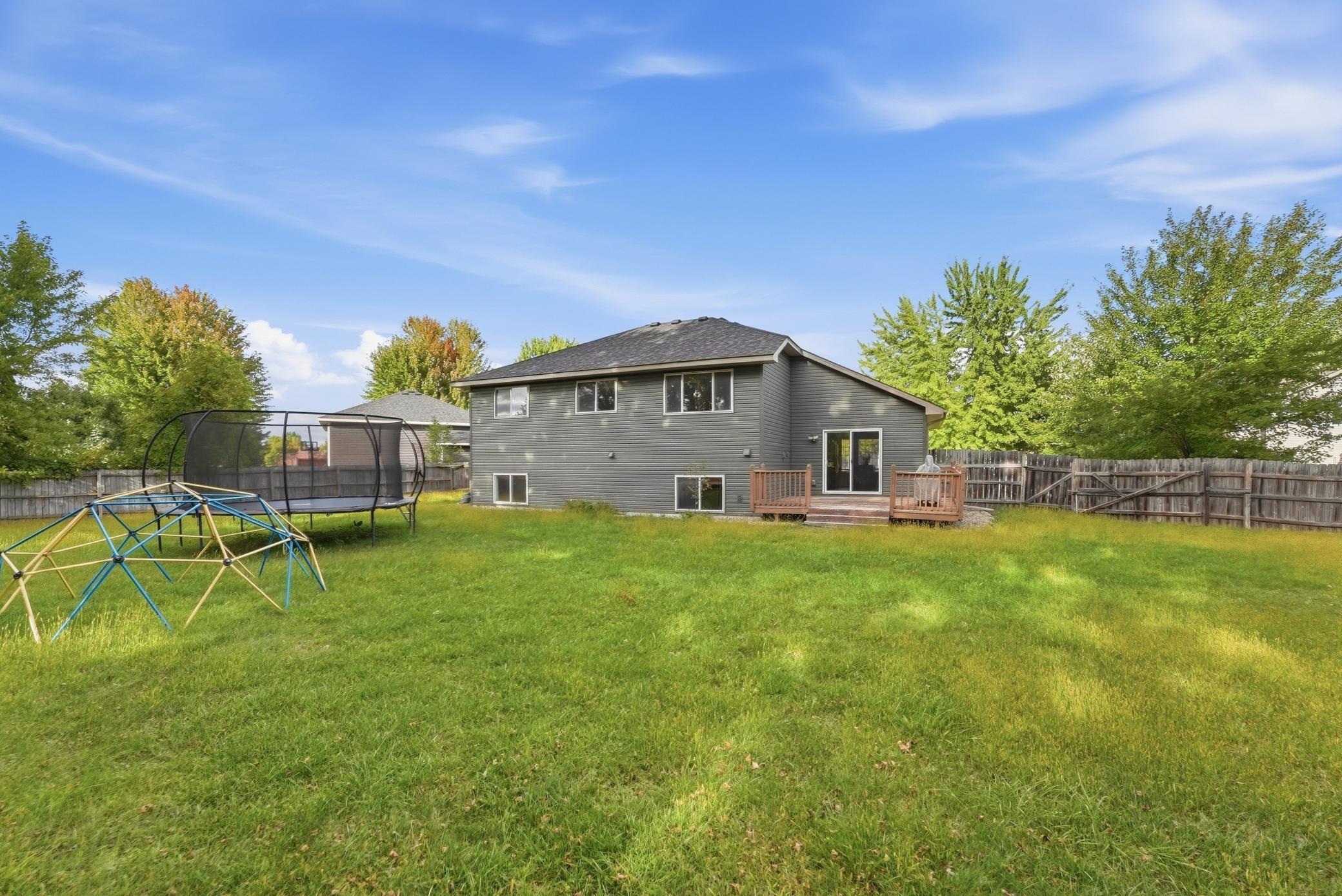 108 Charity Circle Property Photo 8