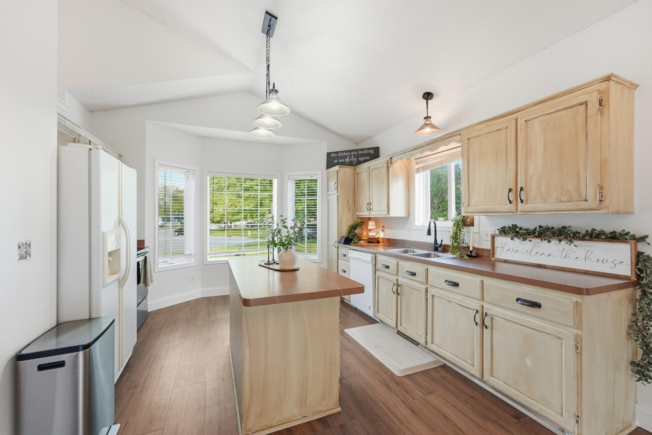 108 Charity Circle Property Photo 16