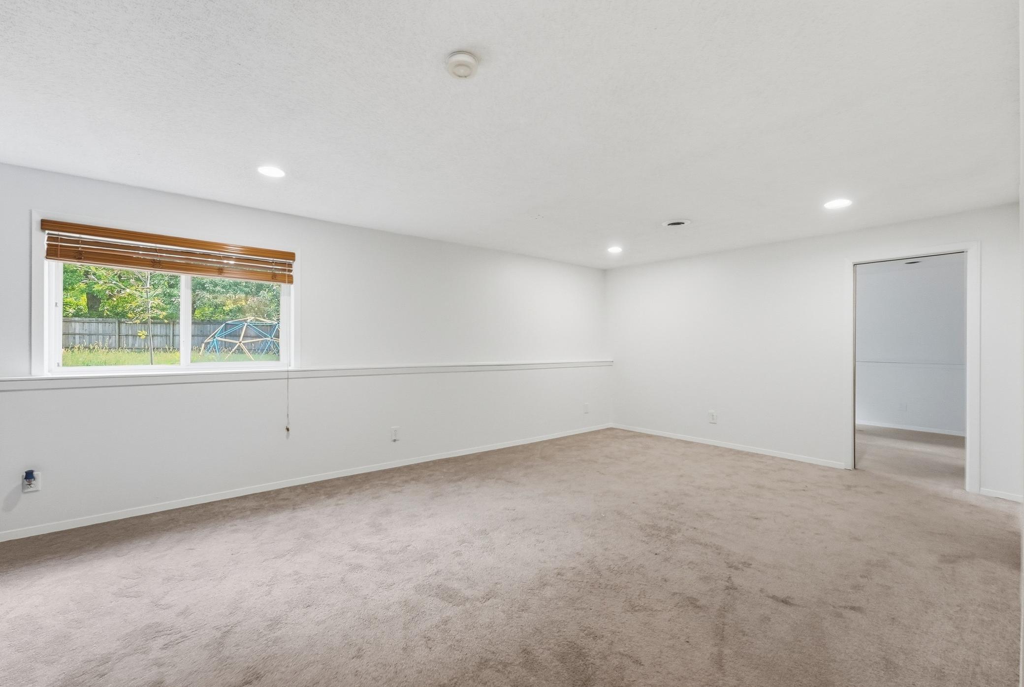 108 Charity Circle Property Photo 32
