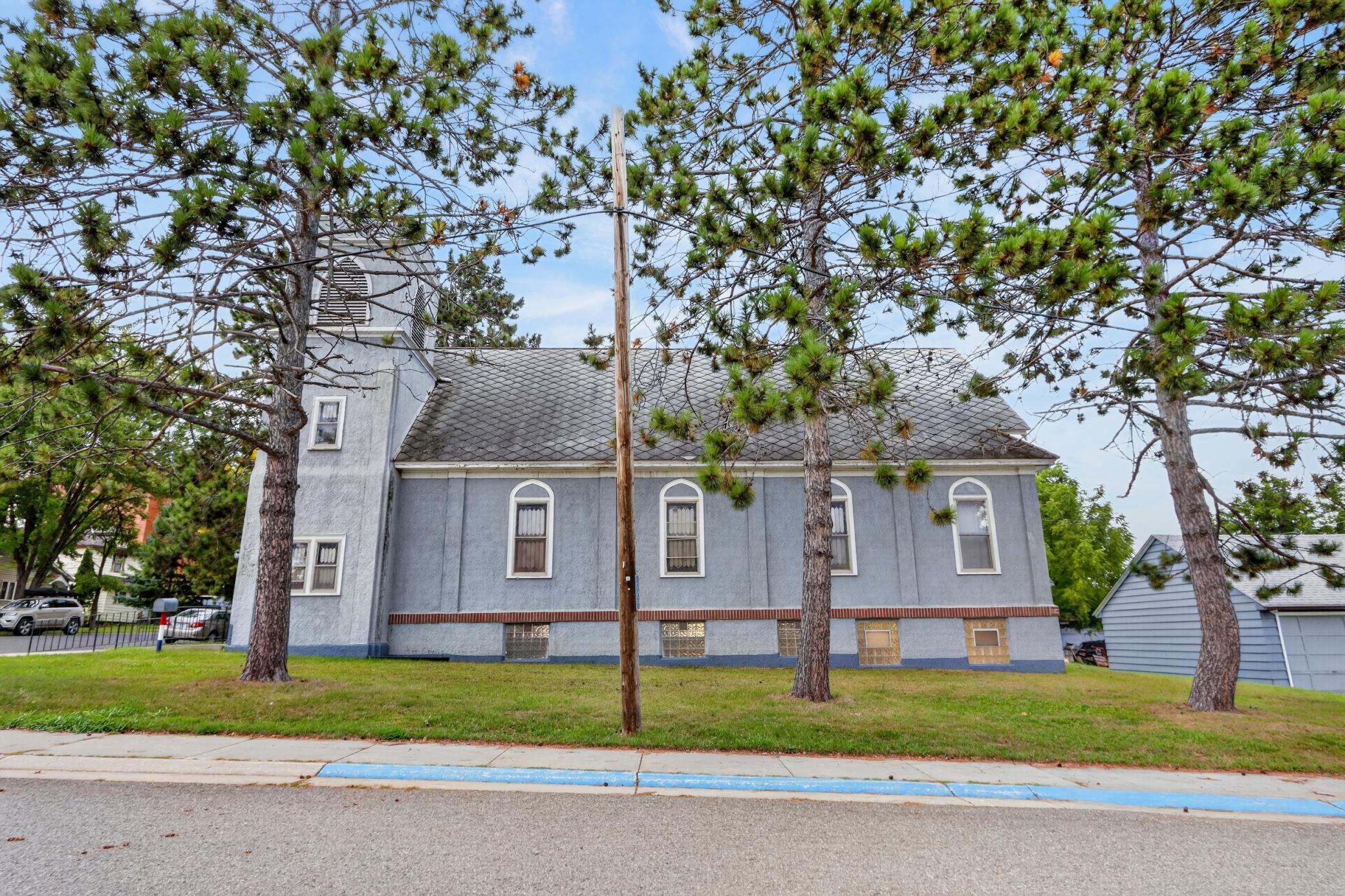 230 3rd Property Photo 15
