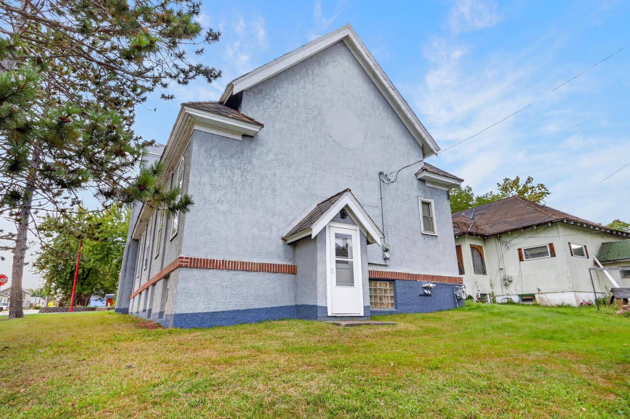 230 3rd Property Photo 16