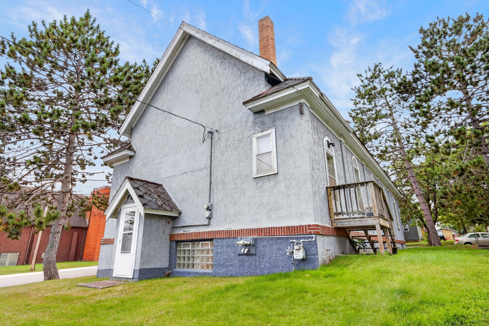 230 3rd Property Photo 17