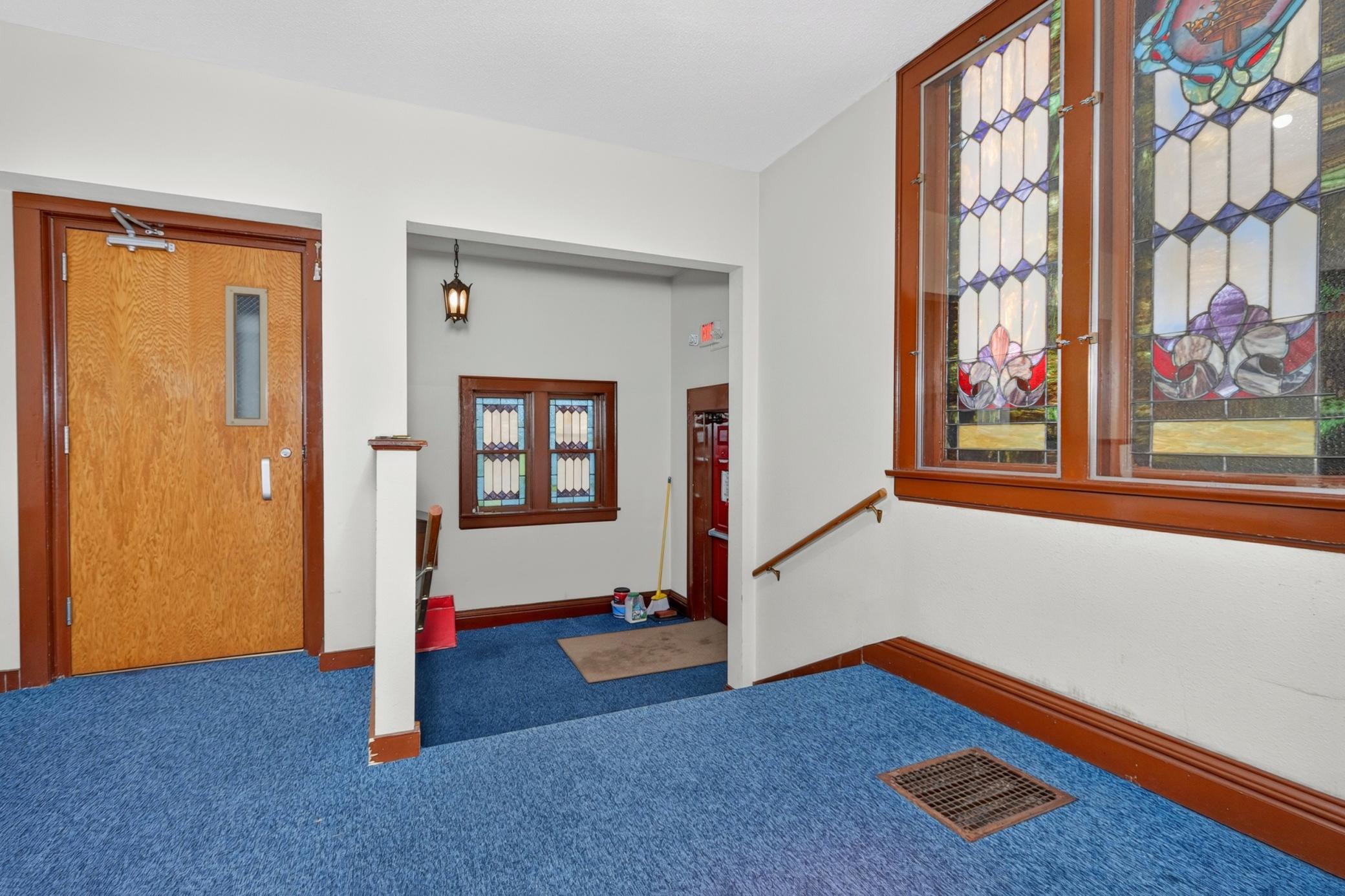 230 3rd Property Photo 25