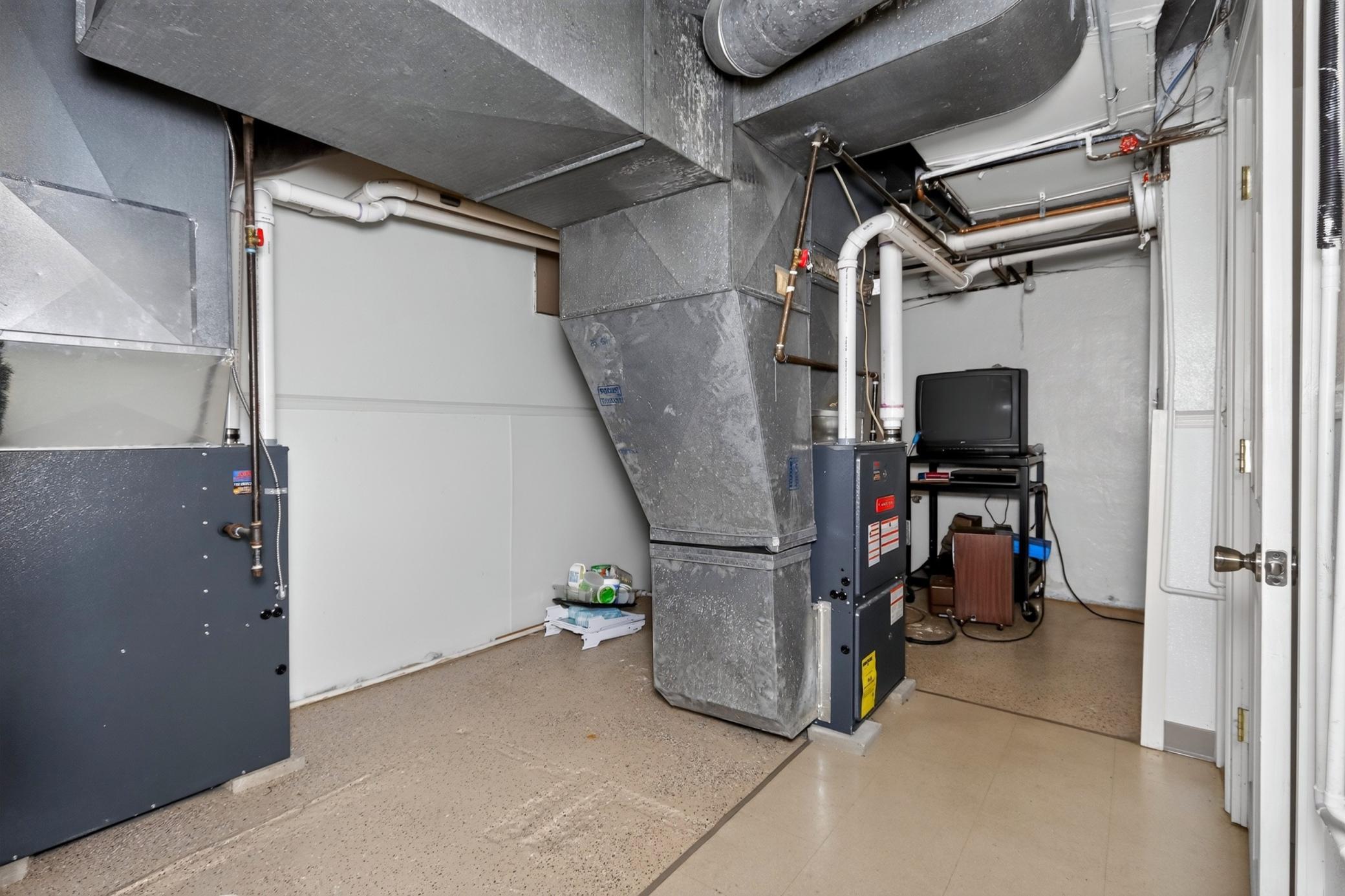 230 3rd Property Photo 43