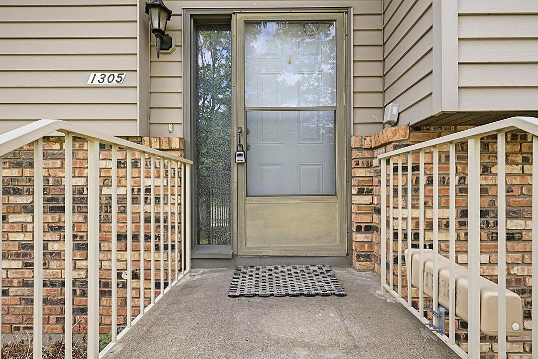 1305 12th Avenue N Property Photo 2