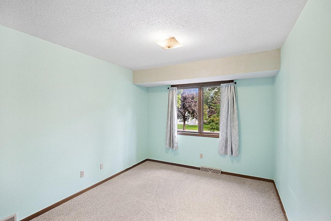 1305 12th Avenue N Property Photo 14