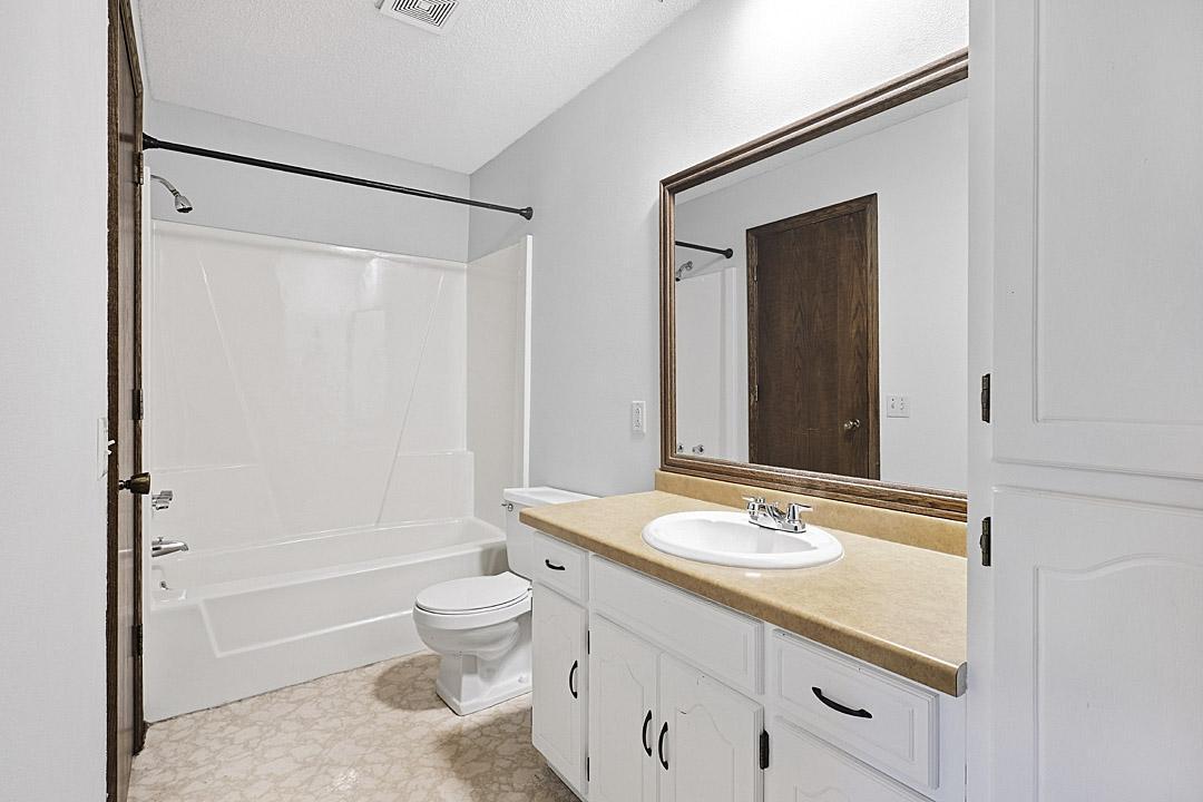 1305 12th Avenue N Property Photo 16