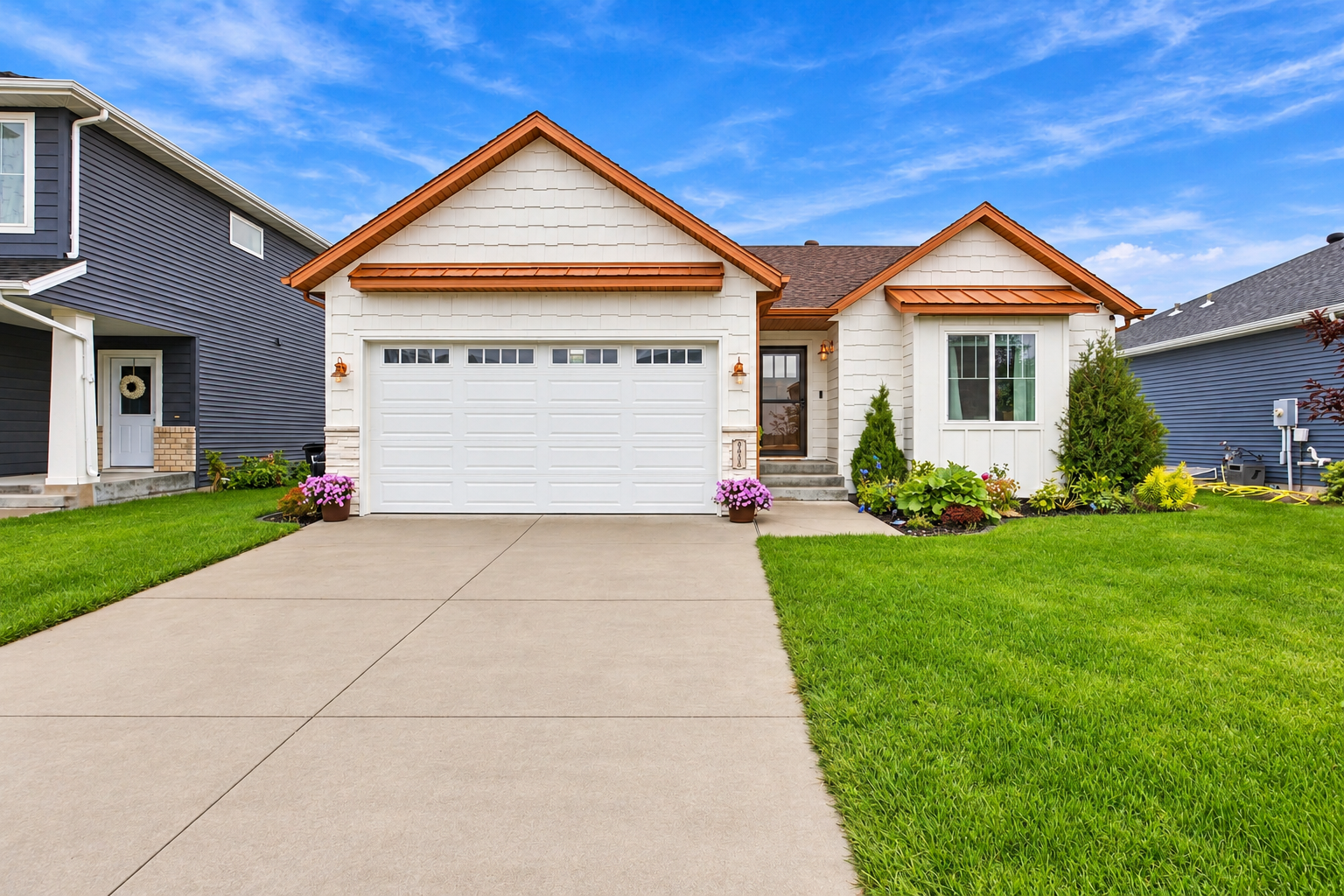 5545 8th Street W Property Photo 1