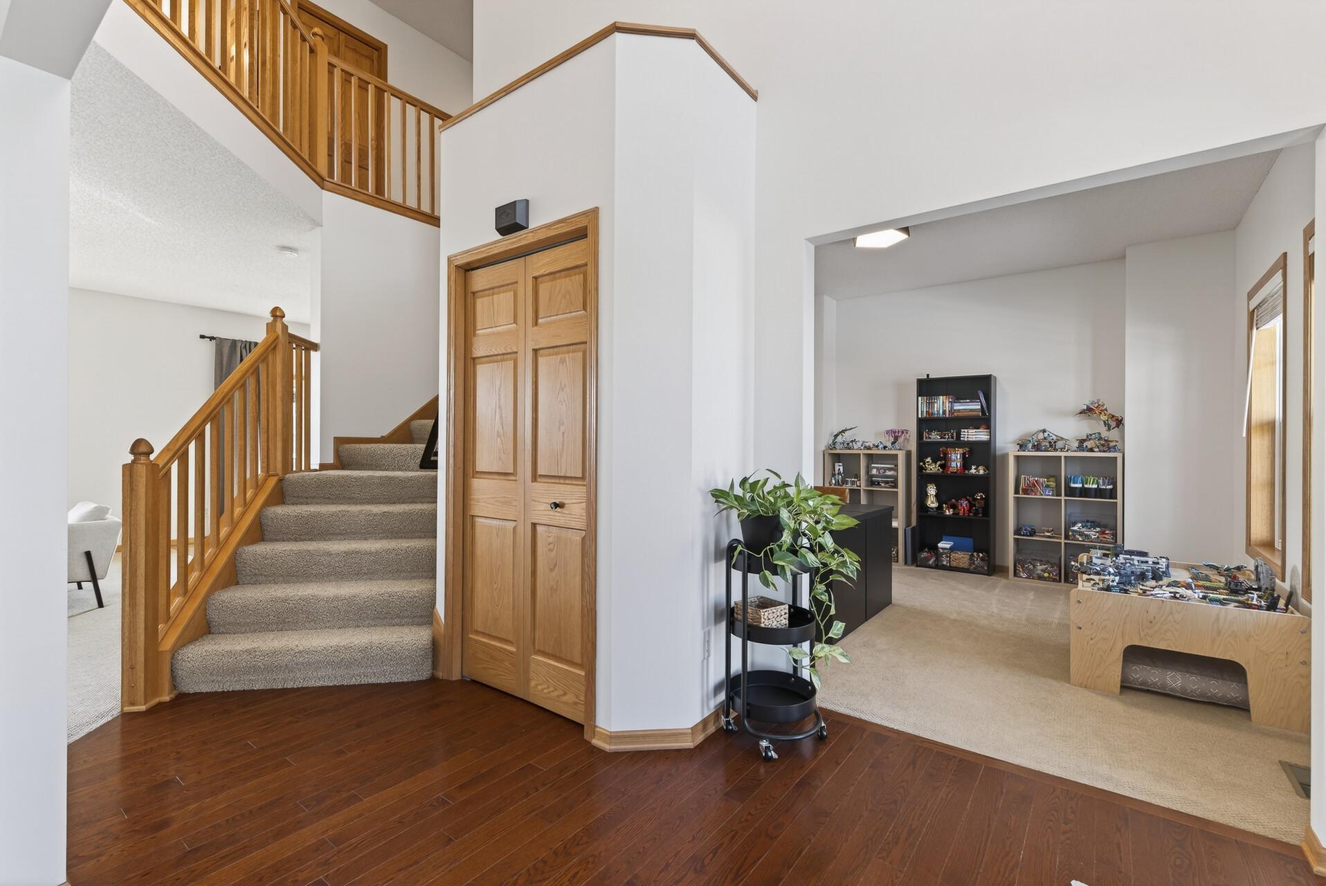 9465 Glacier Road Property Photo 4