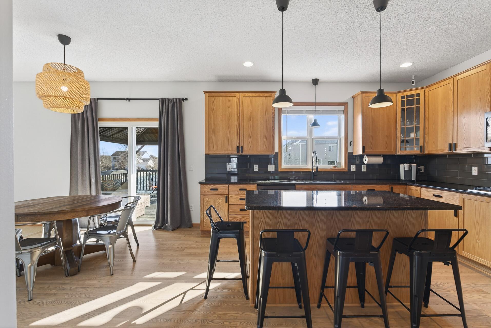 9465 Glacier Road Property Photo 13