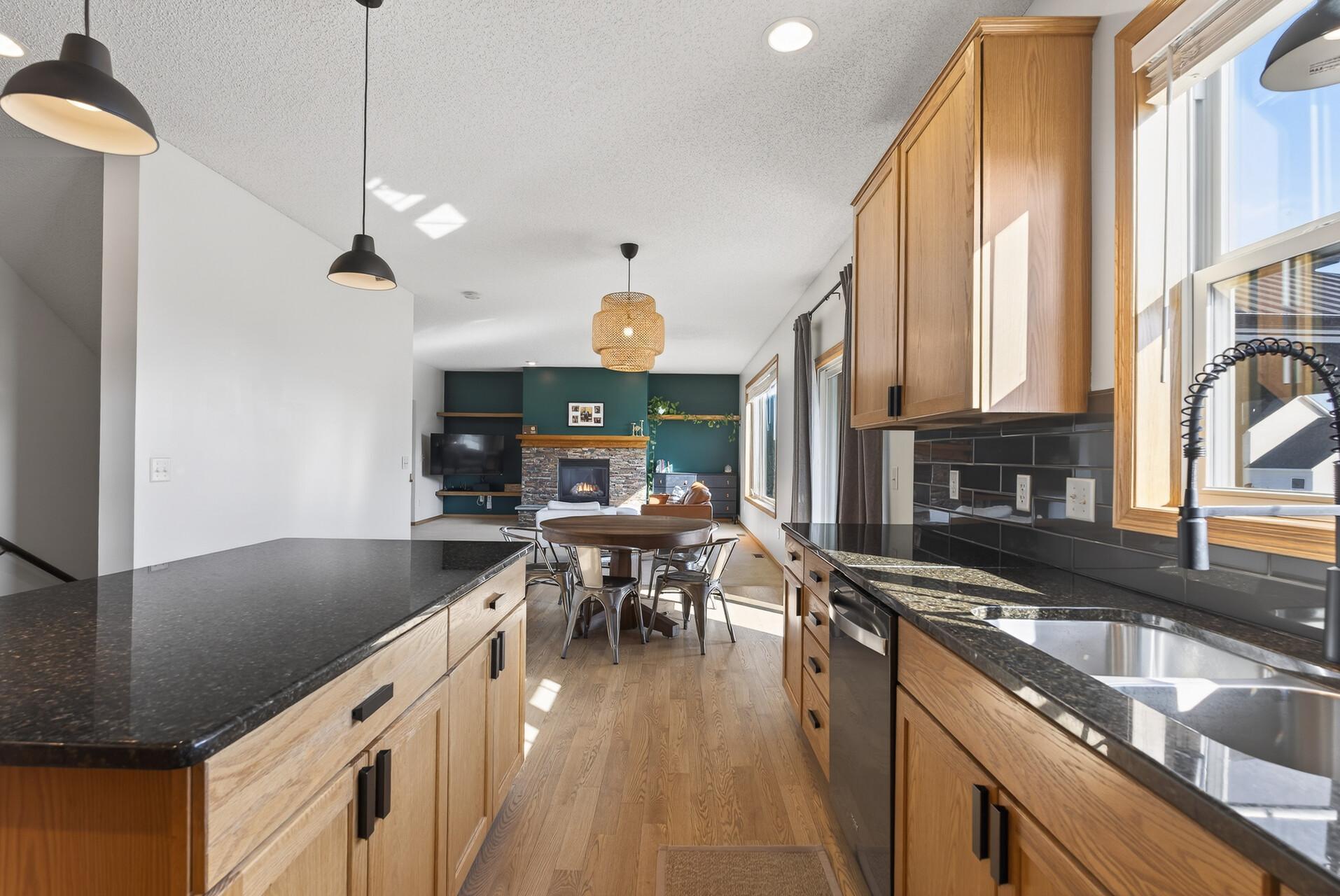9465 Glacier Road Property Photo 14