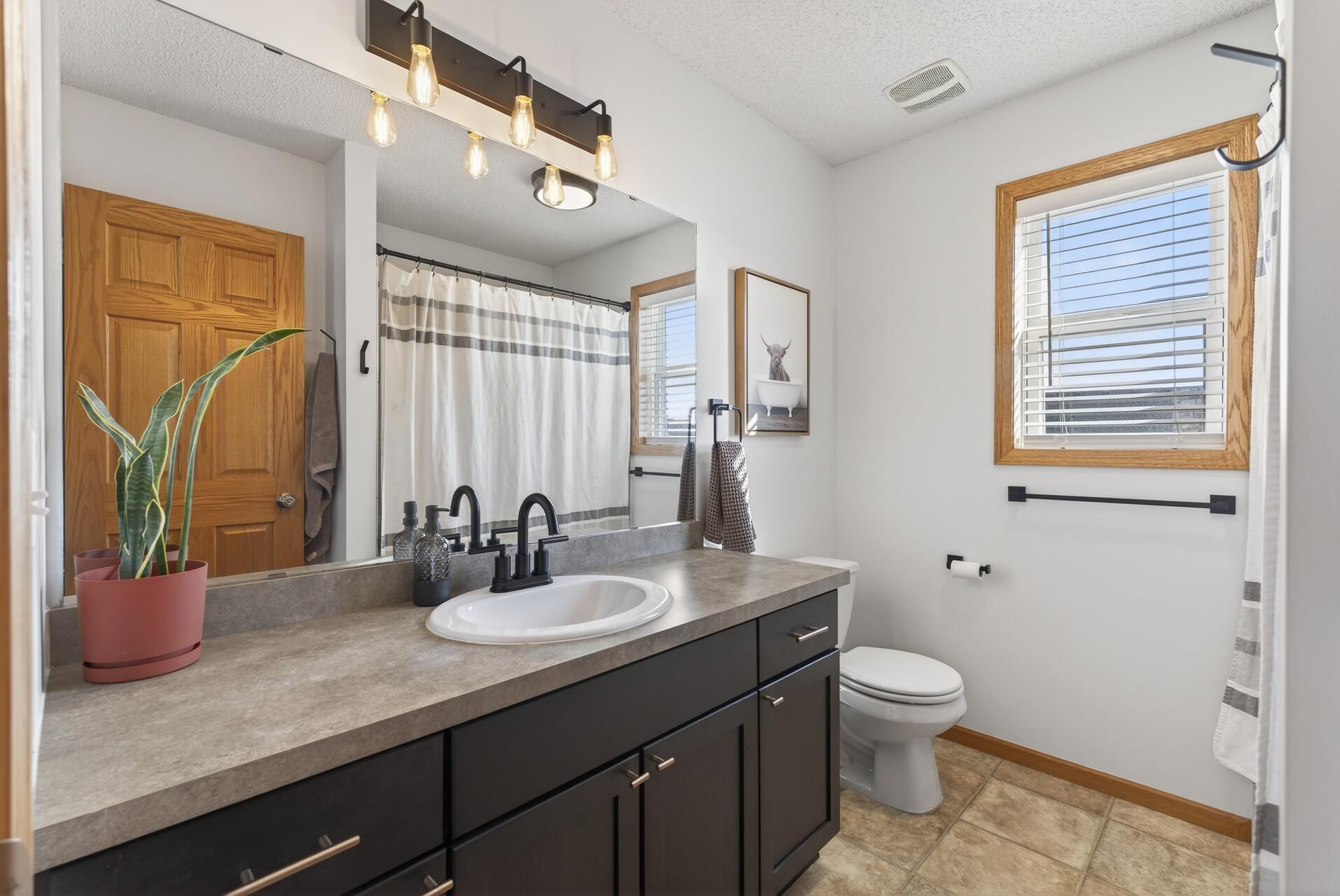 9465 Glacier Road Property Photo 28