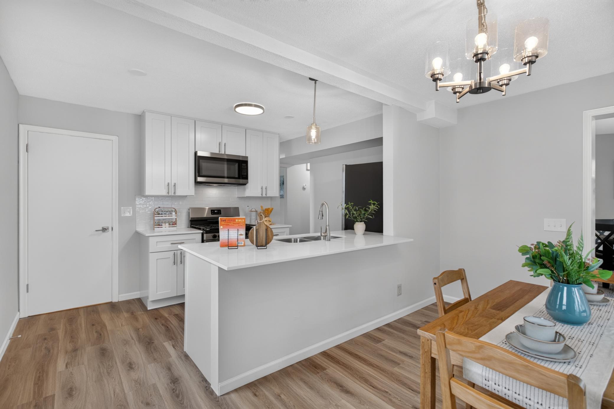 5049 4th Street Ne Property Photo 1
