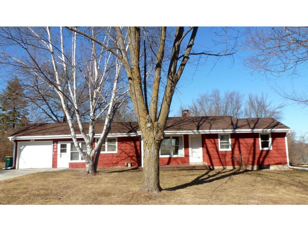 820 6th Street Property Photo 1