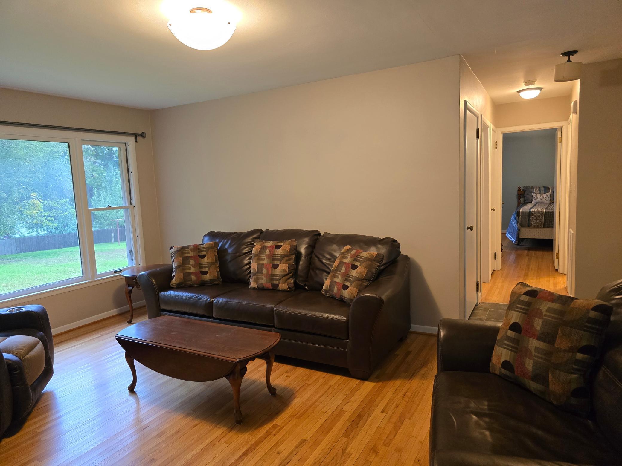 820 6th Street Property Photo 2