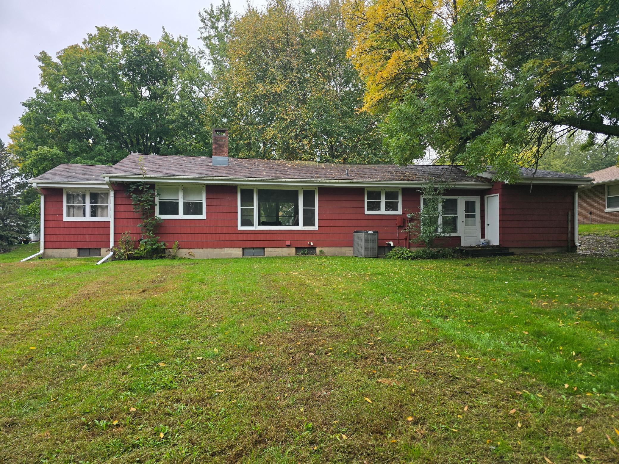 820 6th Street Property Photo 11