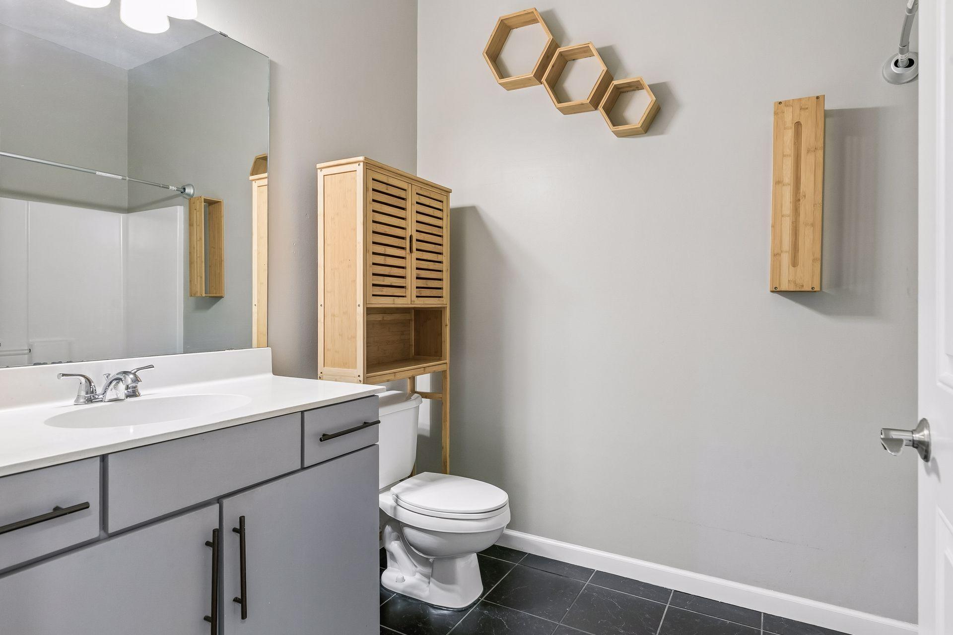 270 4th Street E 307 Property Photo 12