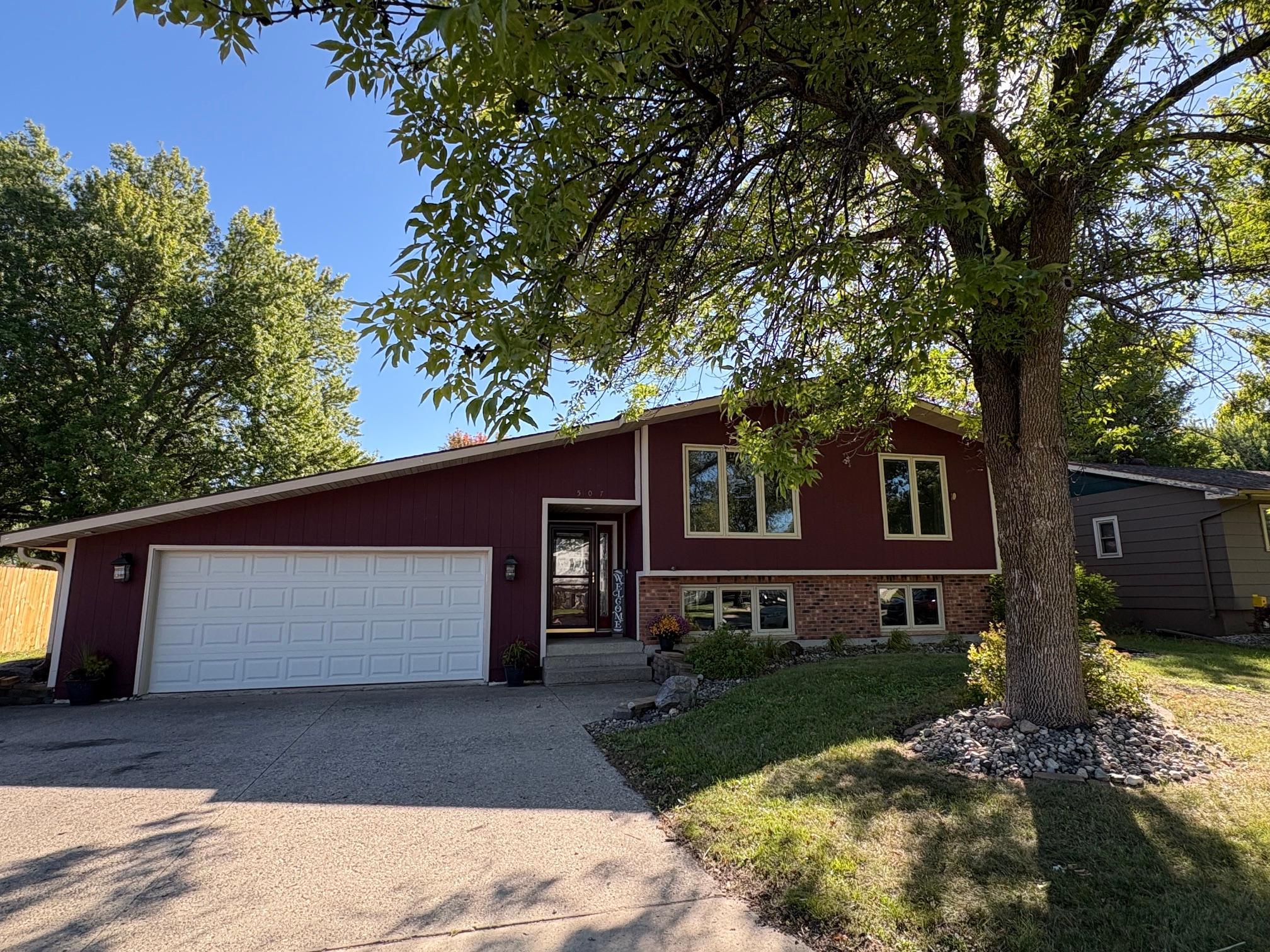 507 18th Avenue N Property Photo 1