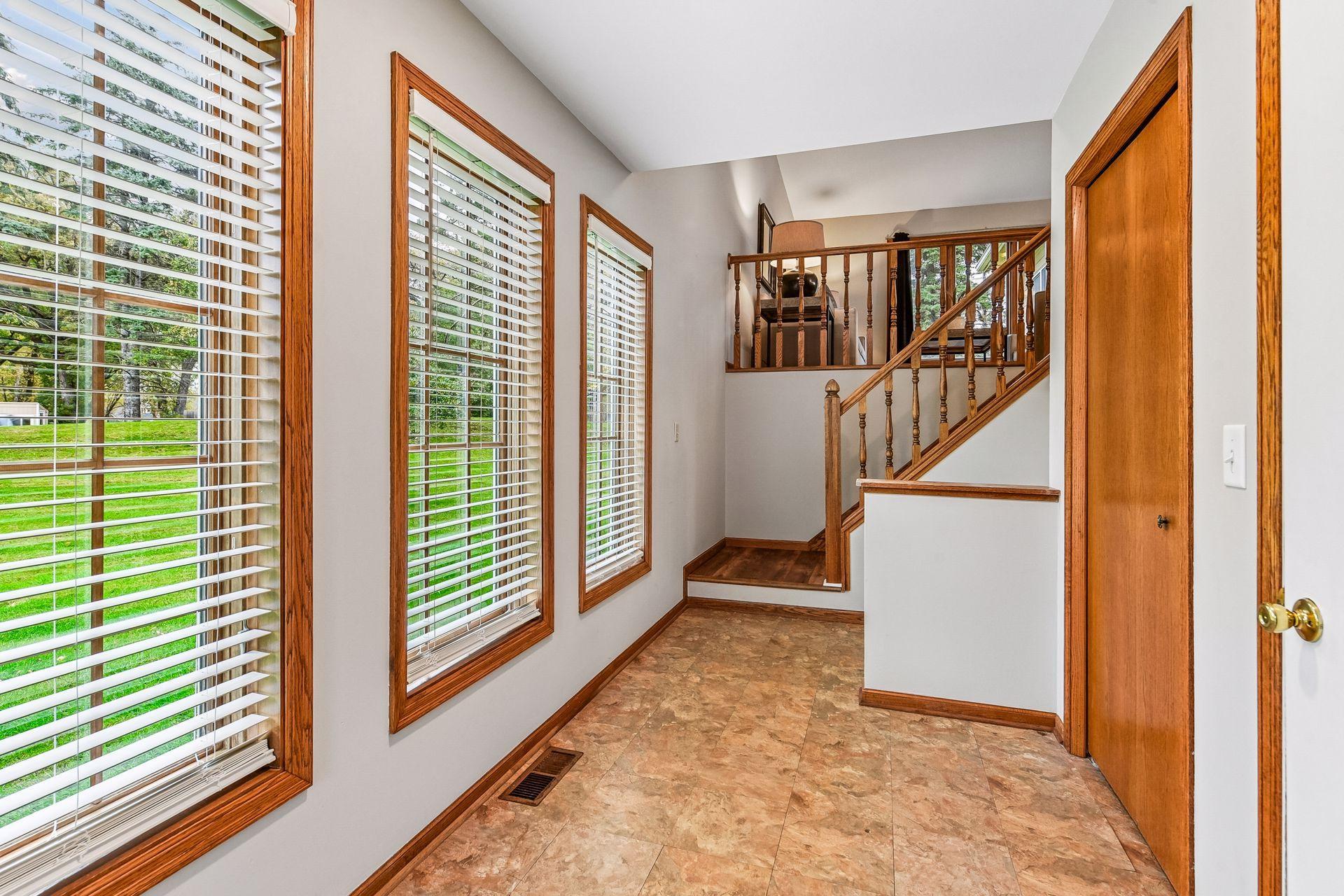 3607 Sussex Place Property Photo 8