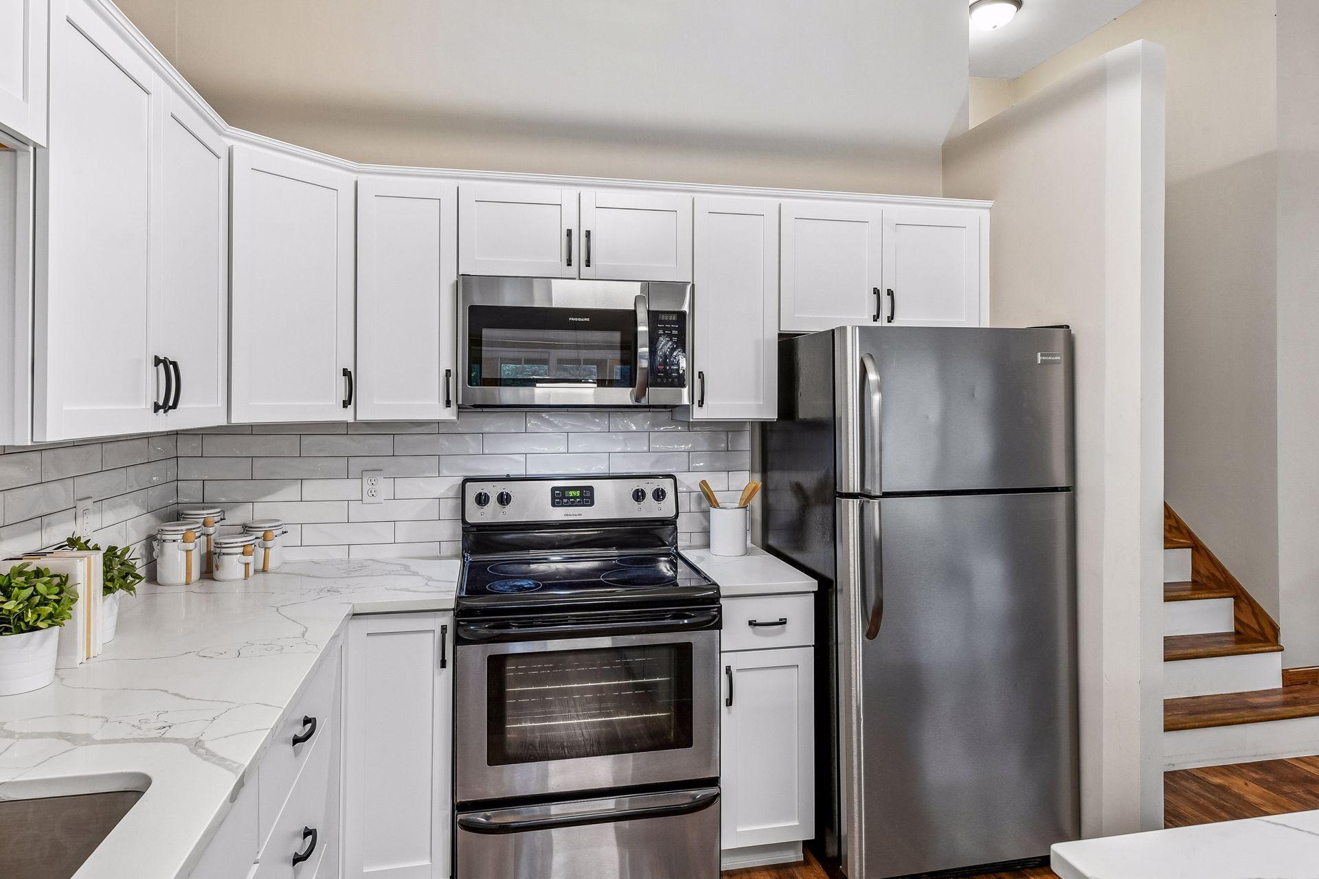 3607 Sussex Place Property Photo 14