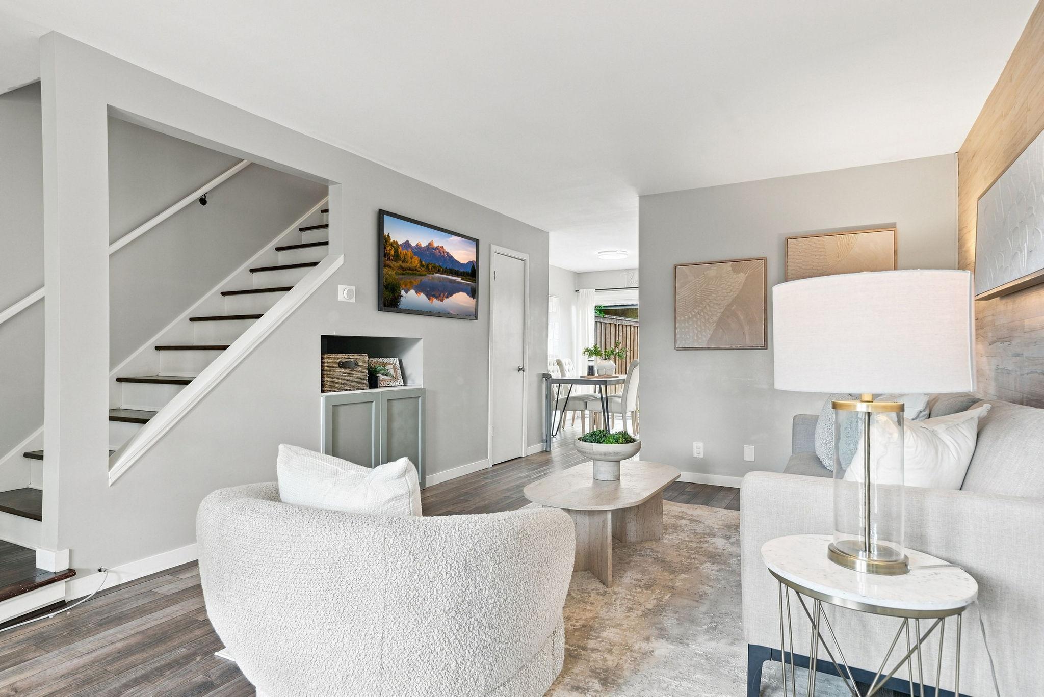 6399 Barrie Road Property Photo 9