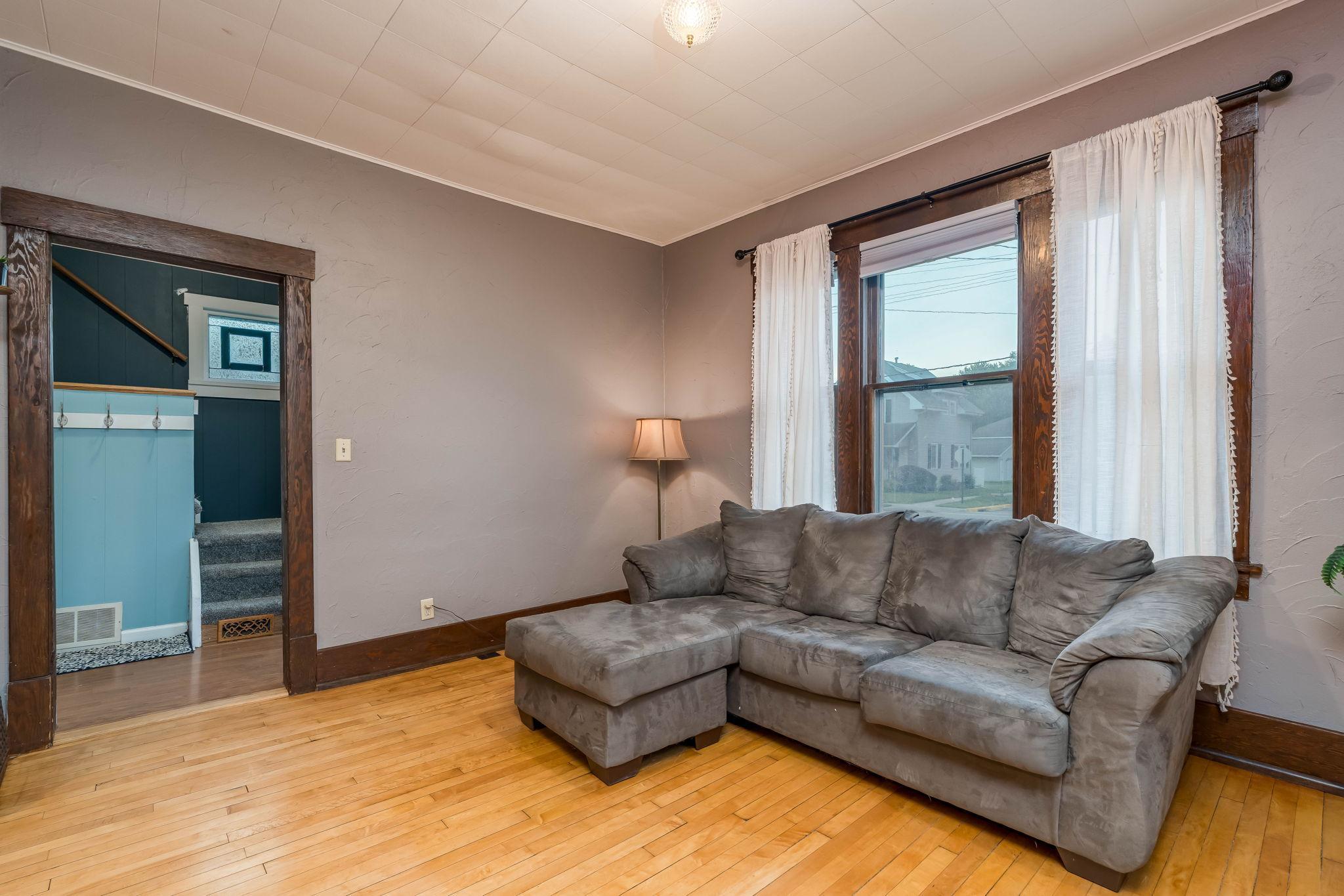 531 Range Street Property Photo 5